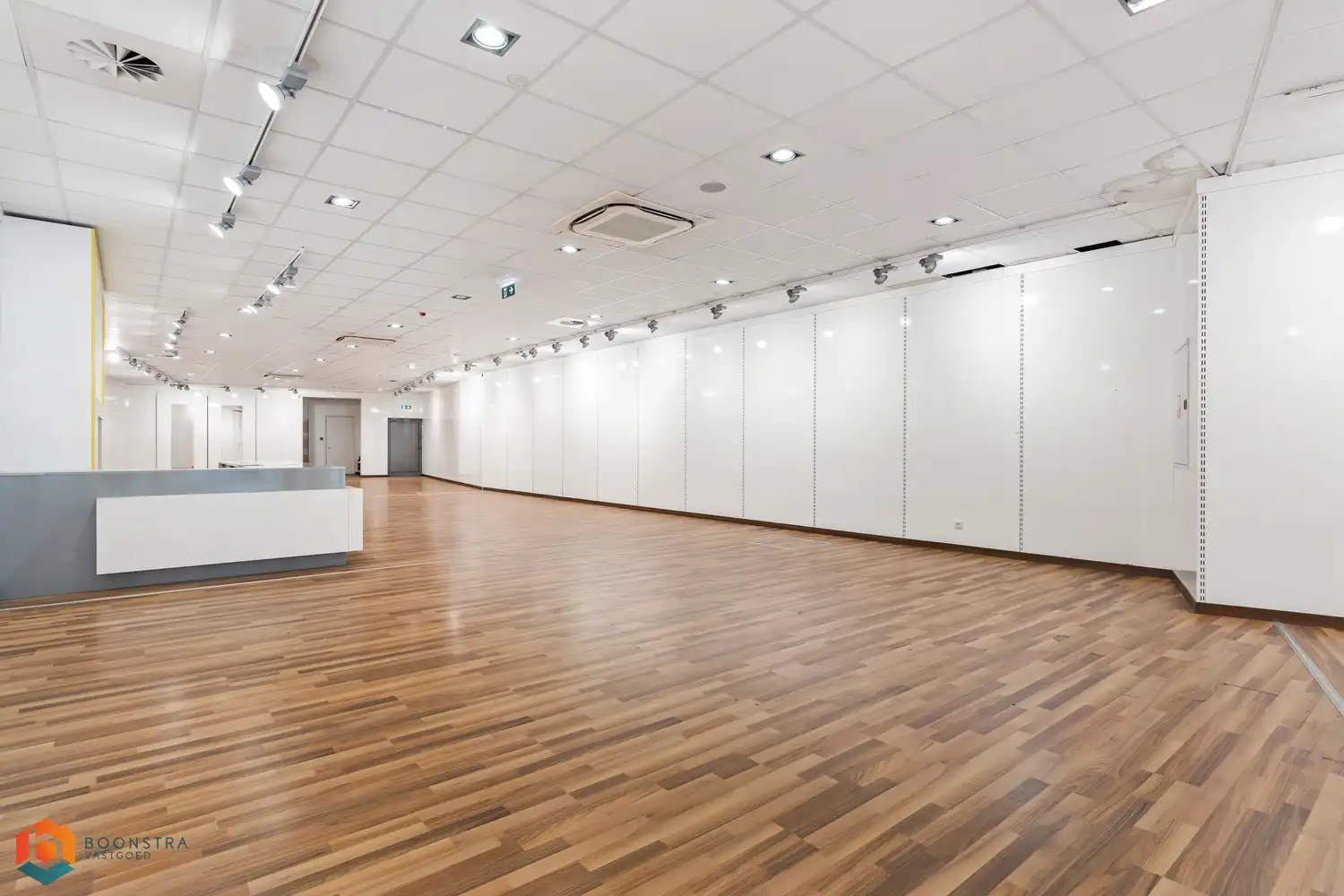 Ruim handelsgelijkvloers op een uitstekende locatie te Heist-op-den-Berg foto 7