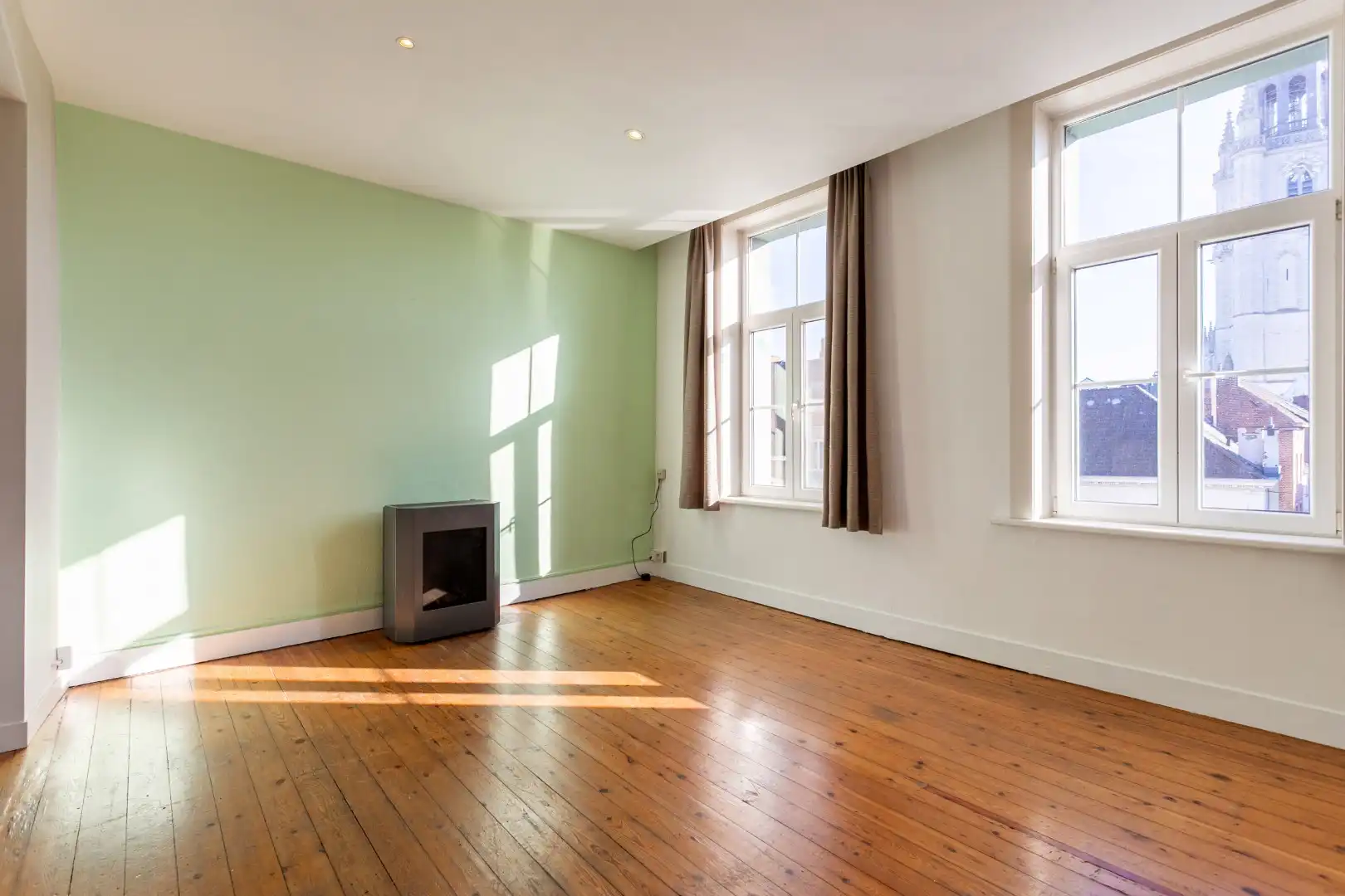 Duplexappartement in het hart Halle te koop met 2 slpks foto 4