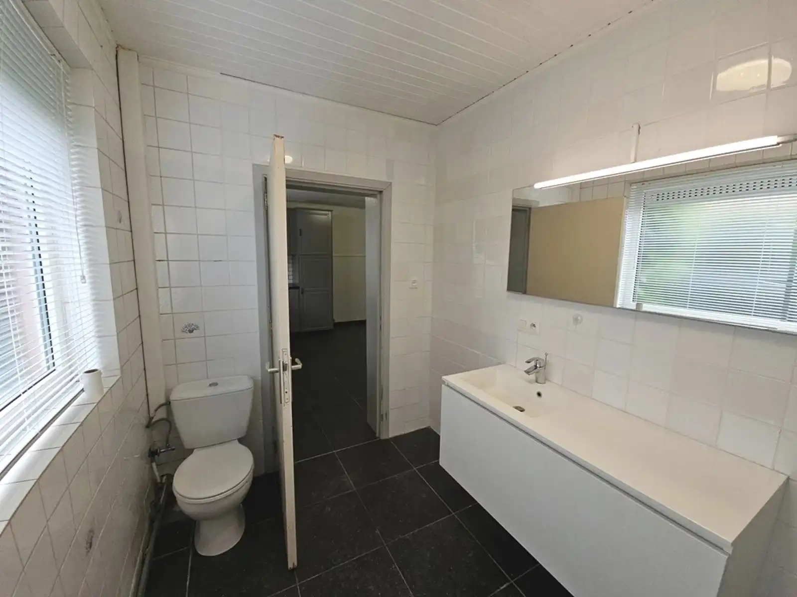 Charmante gelijkvloerse woning in een rustige residentiële omgeving. foto 10