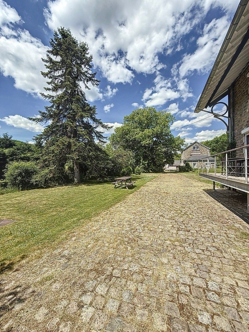 Charmante woning te koop in Yvoir foto 11