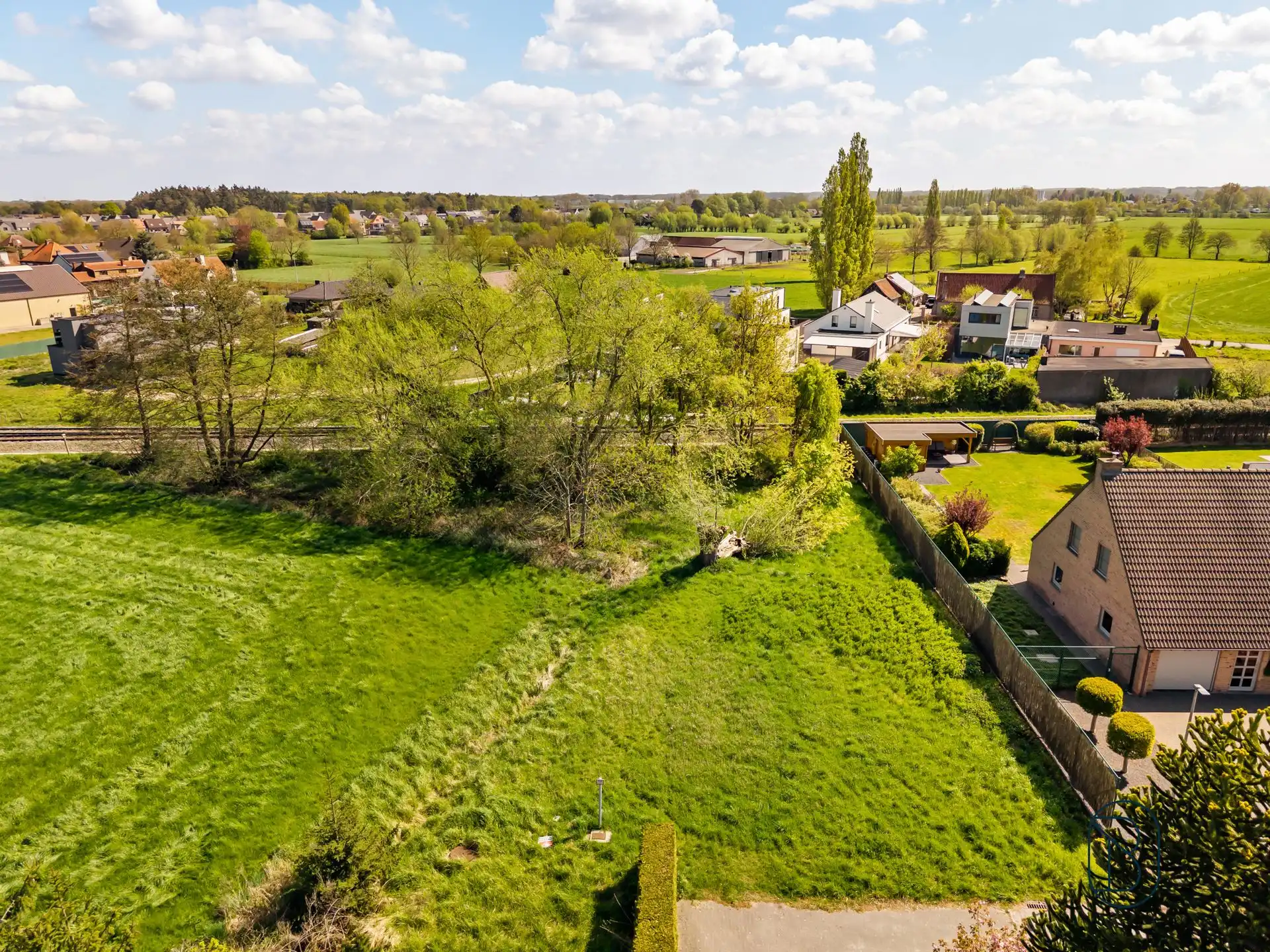 Mooi gelegen bouwgrond voor villa. foto 4