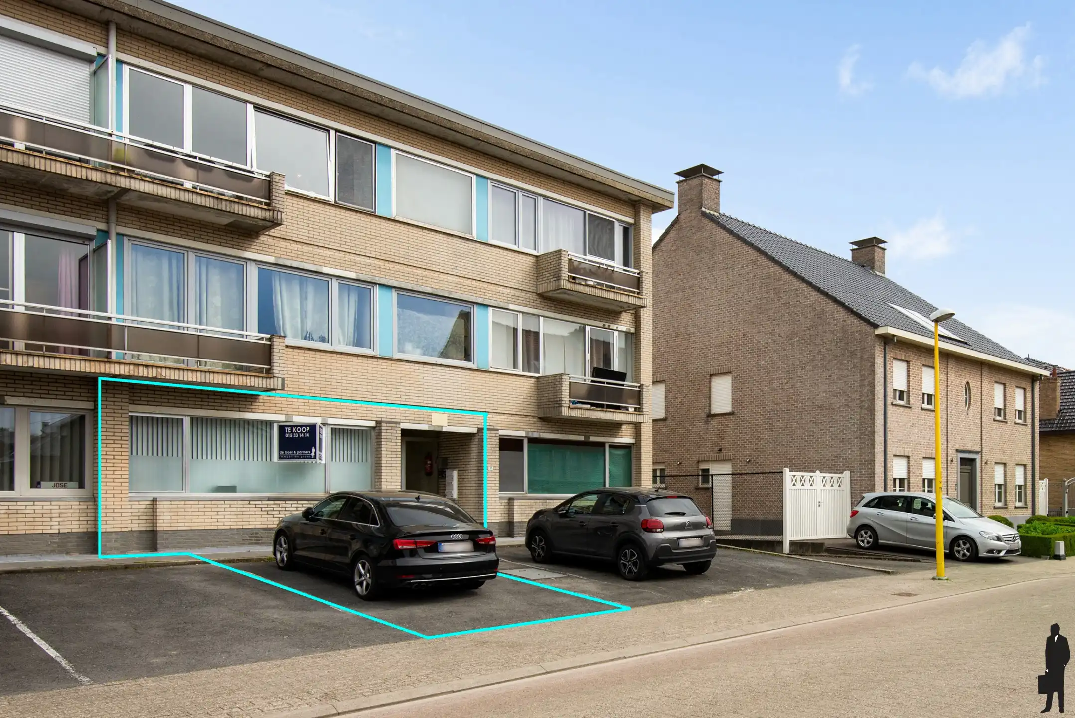 Instapklaar gelijkvloers appartement (81m²) met 2 slk’s, private parkeerplaats en kelderberging. foto {{pictureIndex}}