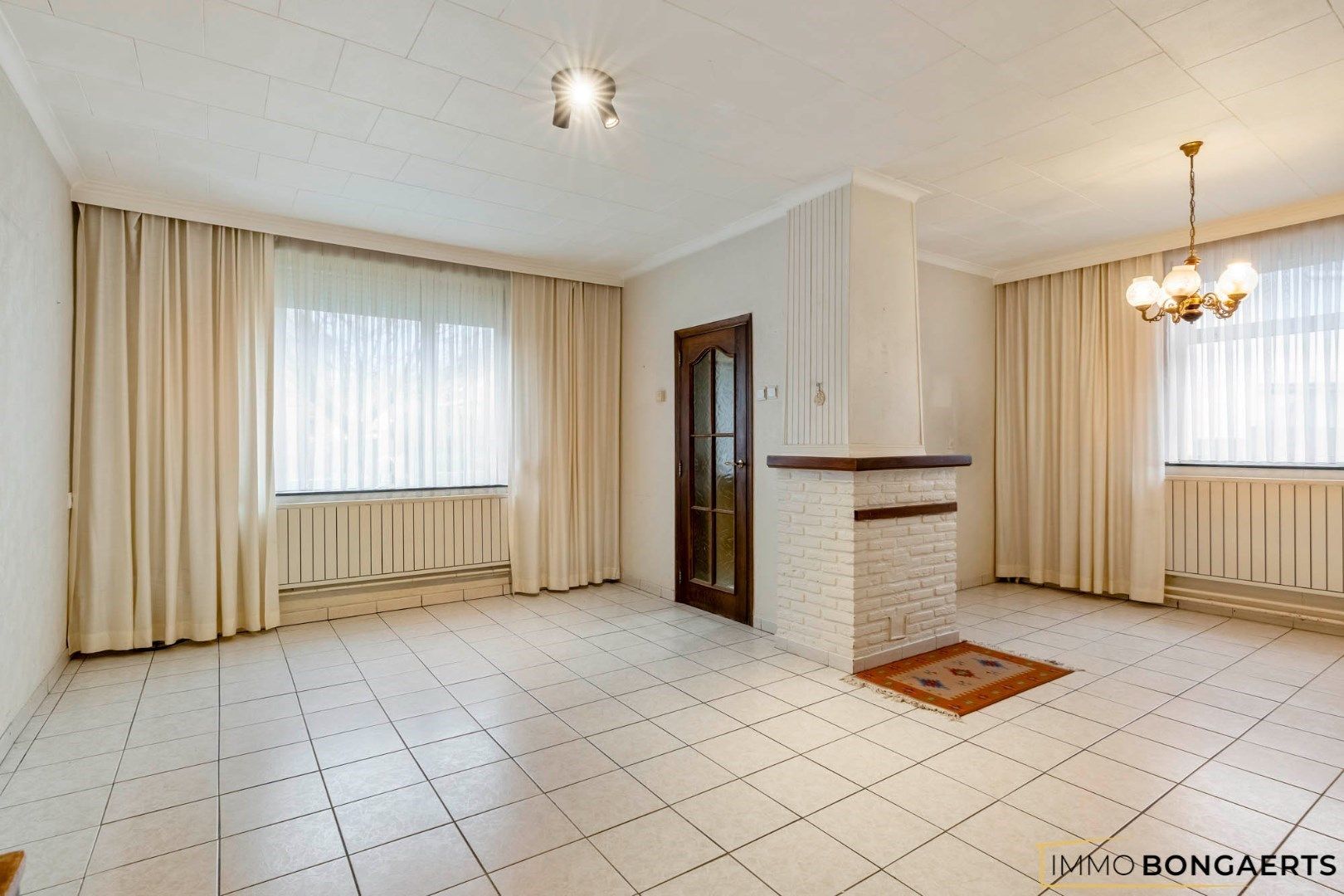 Ruime woning met 4 slaapkamers foto 5