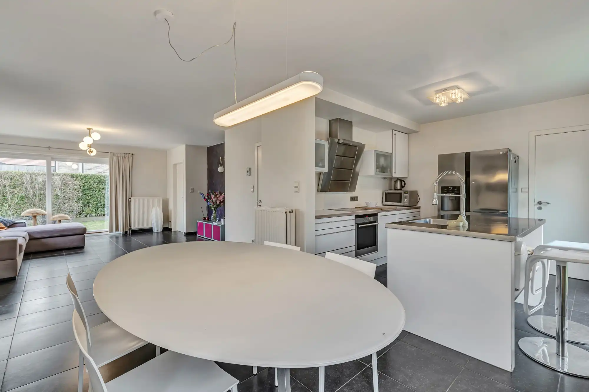 Ruime gezinsvilla in rustige, kindvriendelijke wijk foto 5