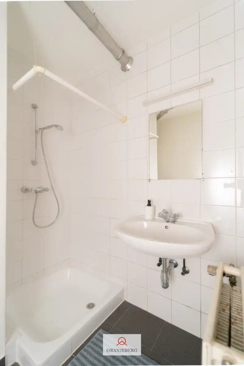 Lichtrijke studio gelegen in het centrum van Wetteren foto 11