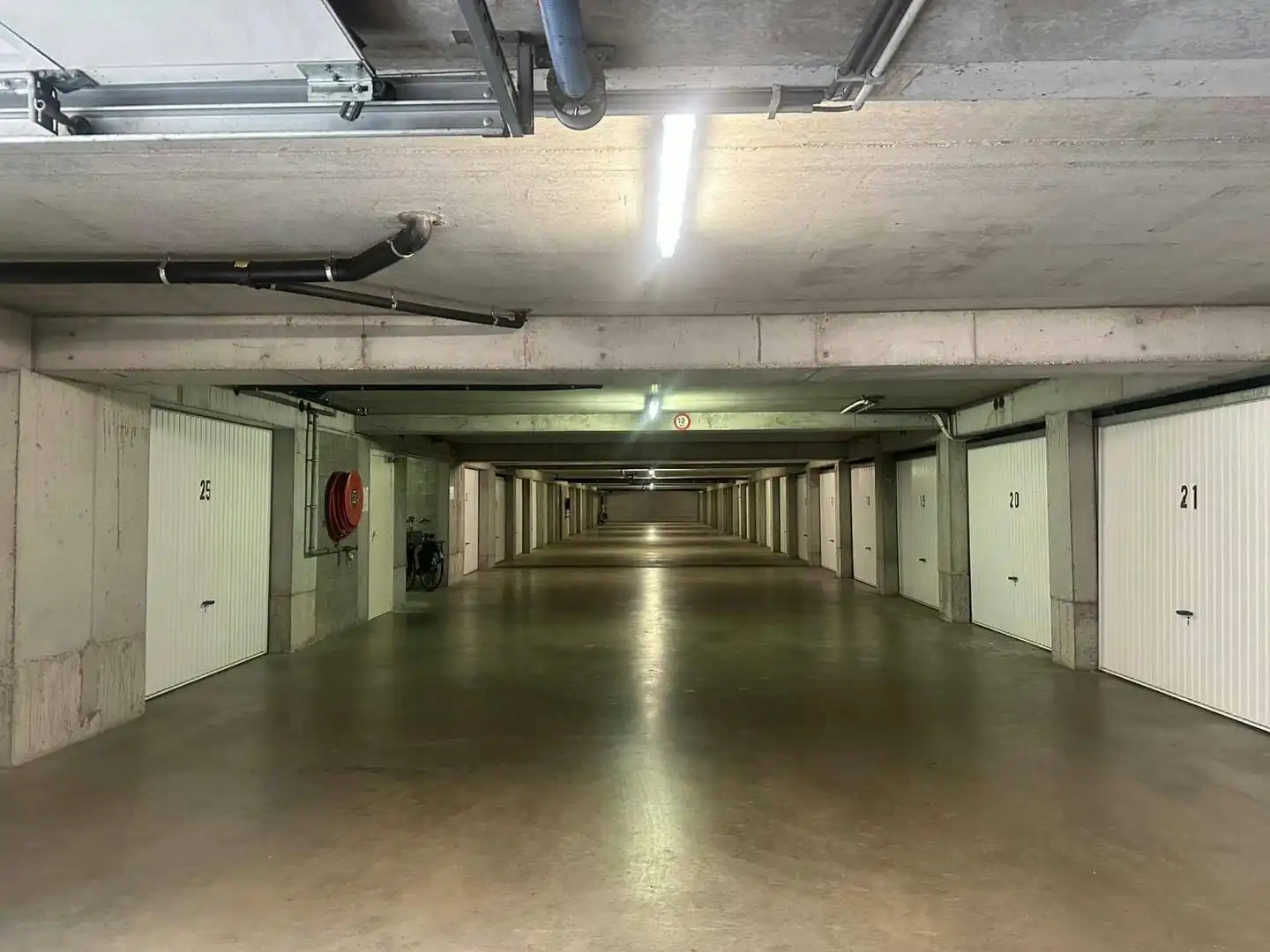 Ondergrondse garagebox te koop te Duinenweg in Middelkerke! foto 8