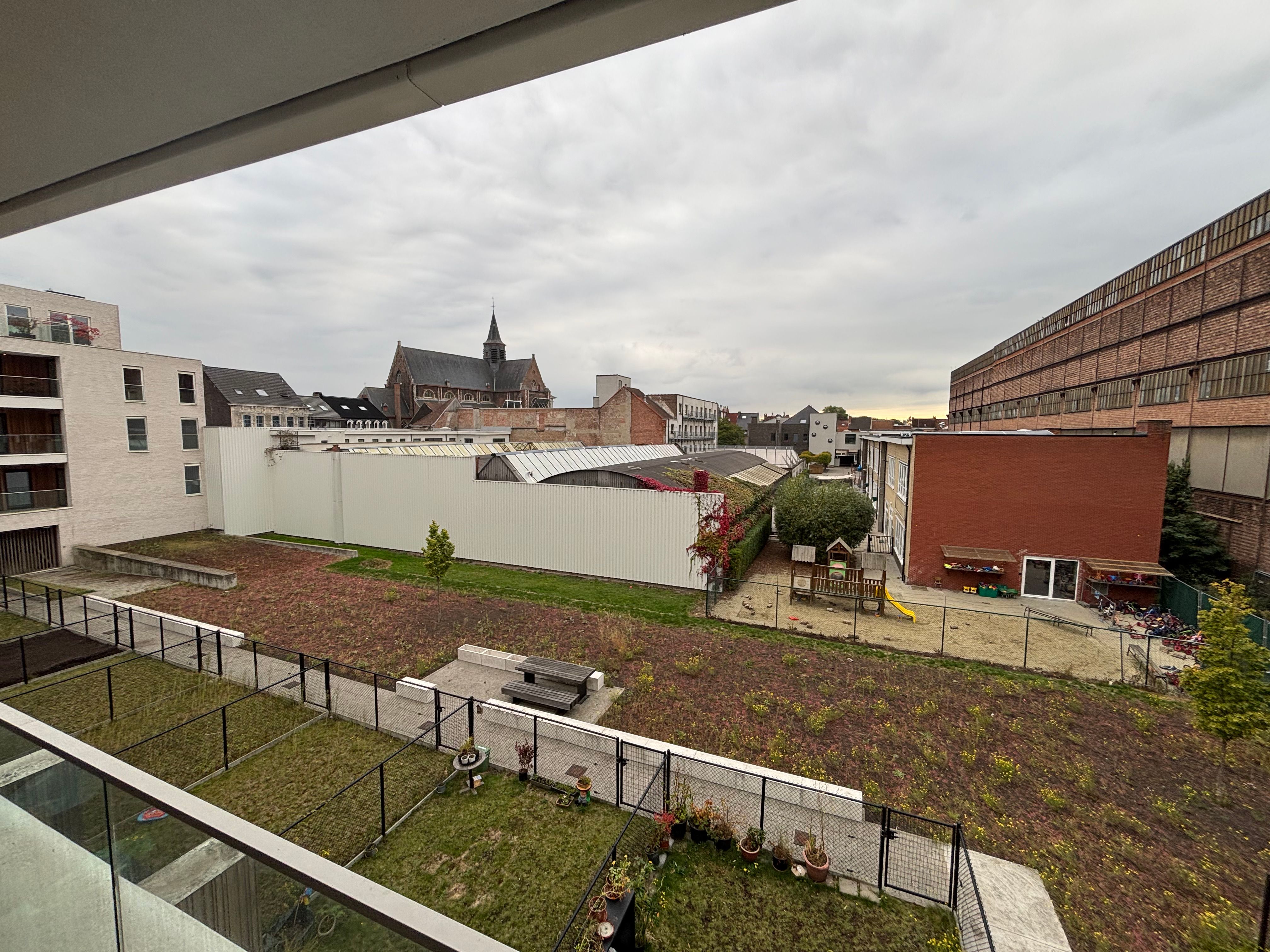 Modern & energiezuinig duplex-appartement te huur – Toplocatie nabij Dok Noord, Gent foto 6