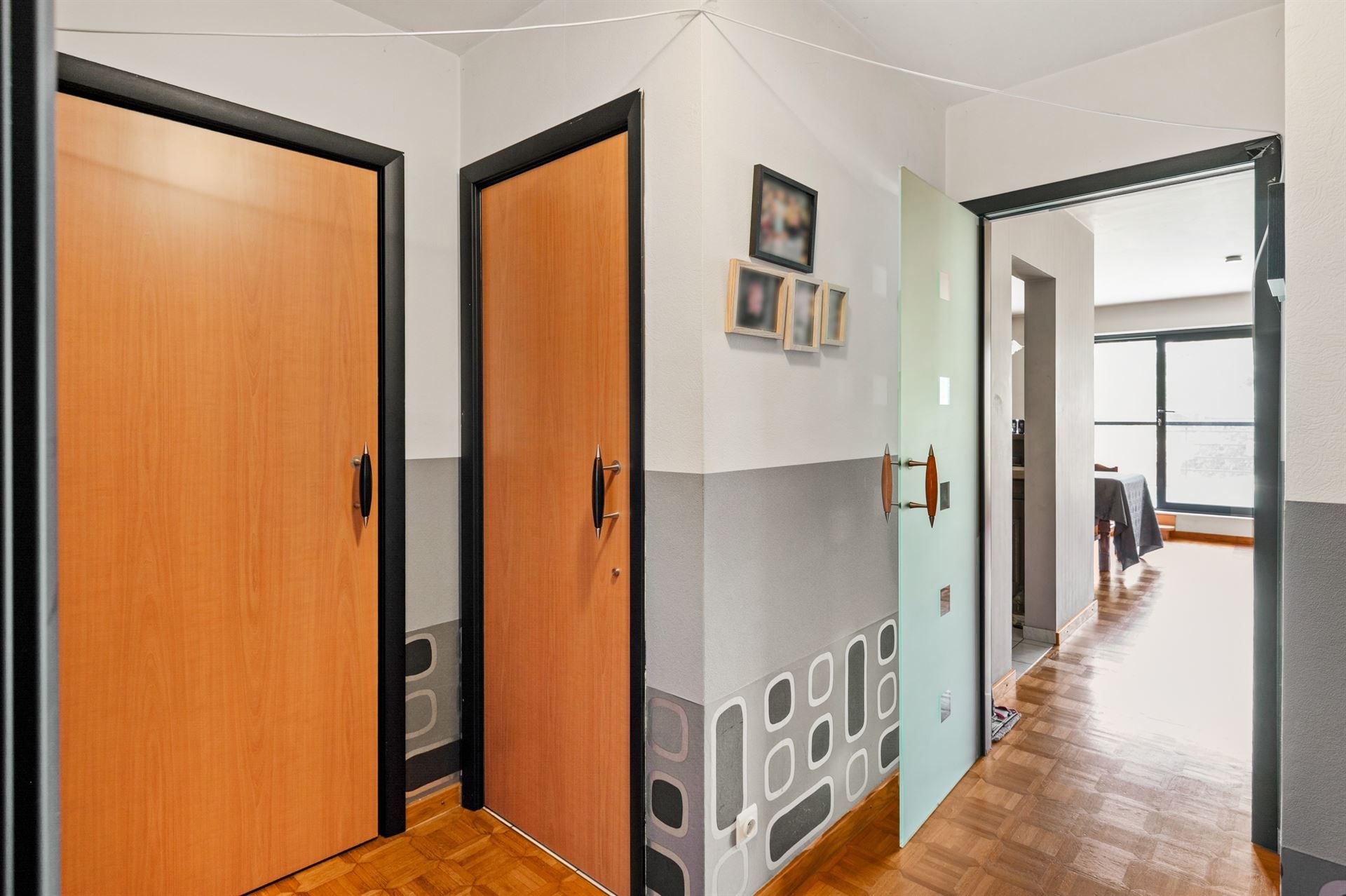 CENTRAAL GELEGEN 2-SLPK-APP IN EEN KLEINE RESIDENTIE MET RIANT ZUIDTERRAS foto 3