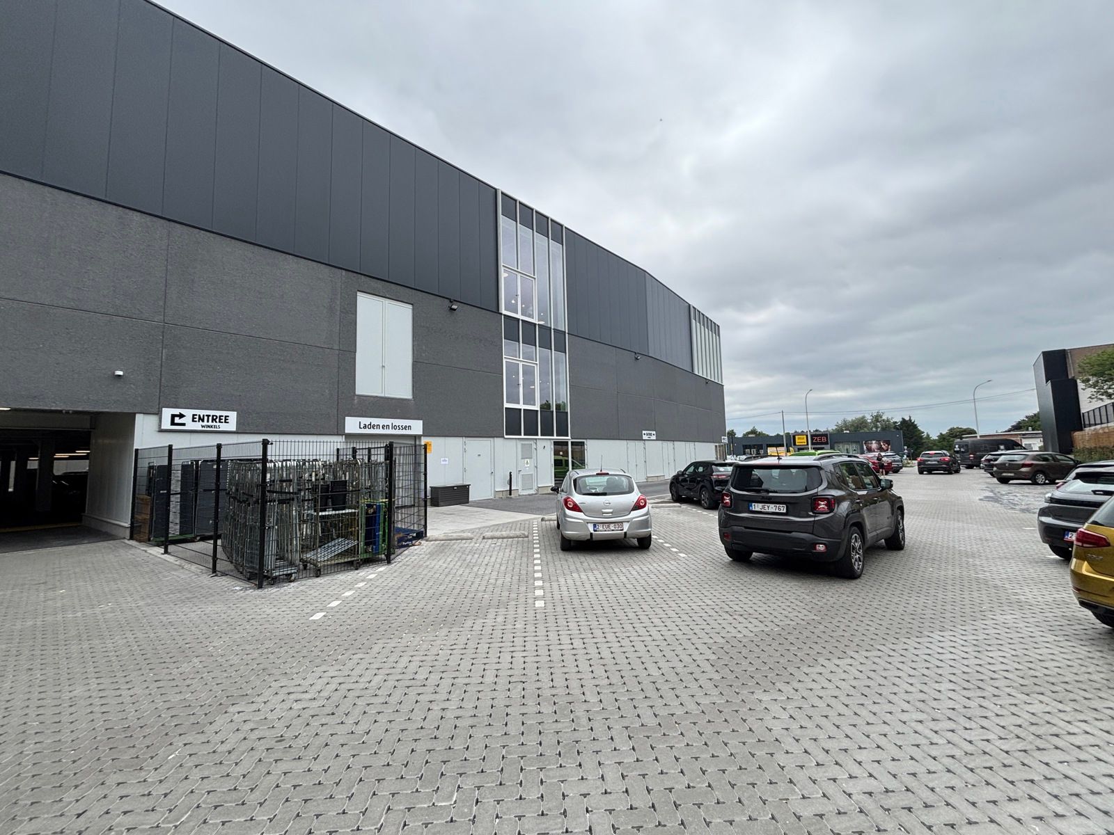 950 m² casco handelspand naast Action en Jumbo Tienen foto 9