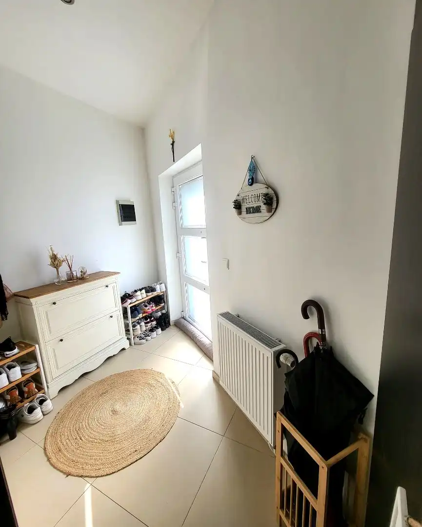 De huidige eigenaar is verliefd...dus is ze ribbedebie... :-) foto 3