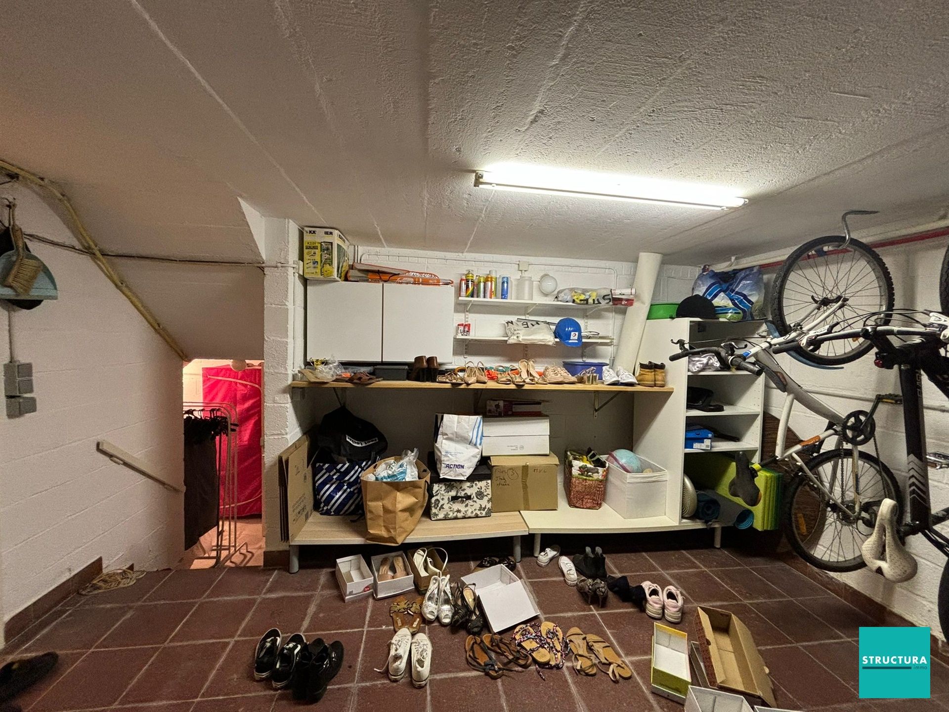 Woning met 4 slaapkamers en 2 badkamers foto 22