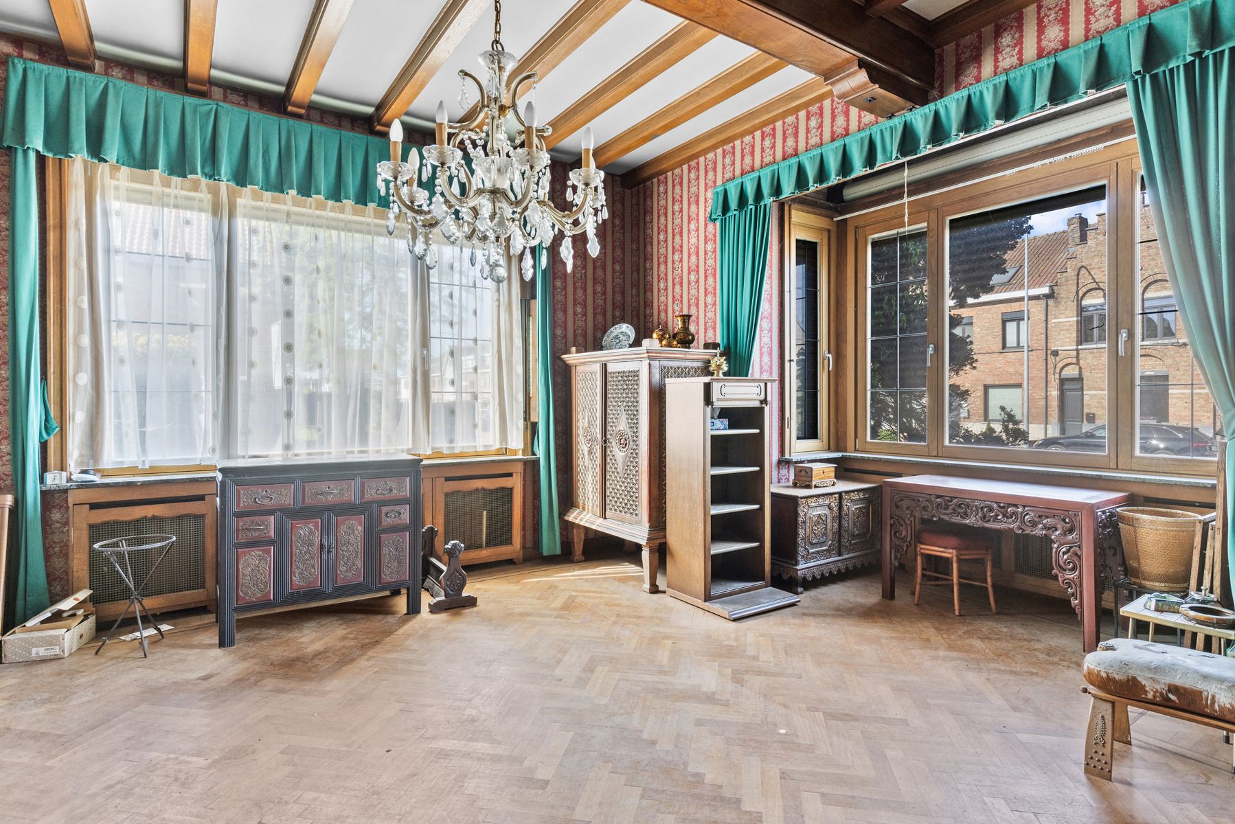 Zeer ruime te renoveren burgerwoning in Brugge! foto 4