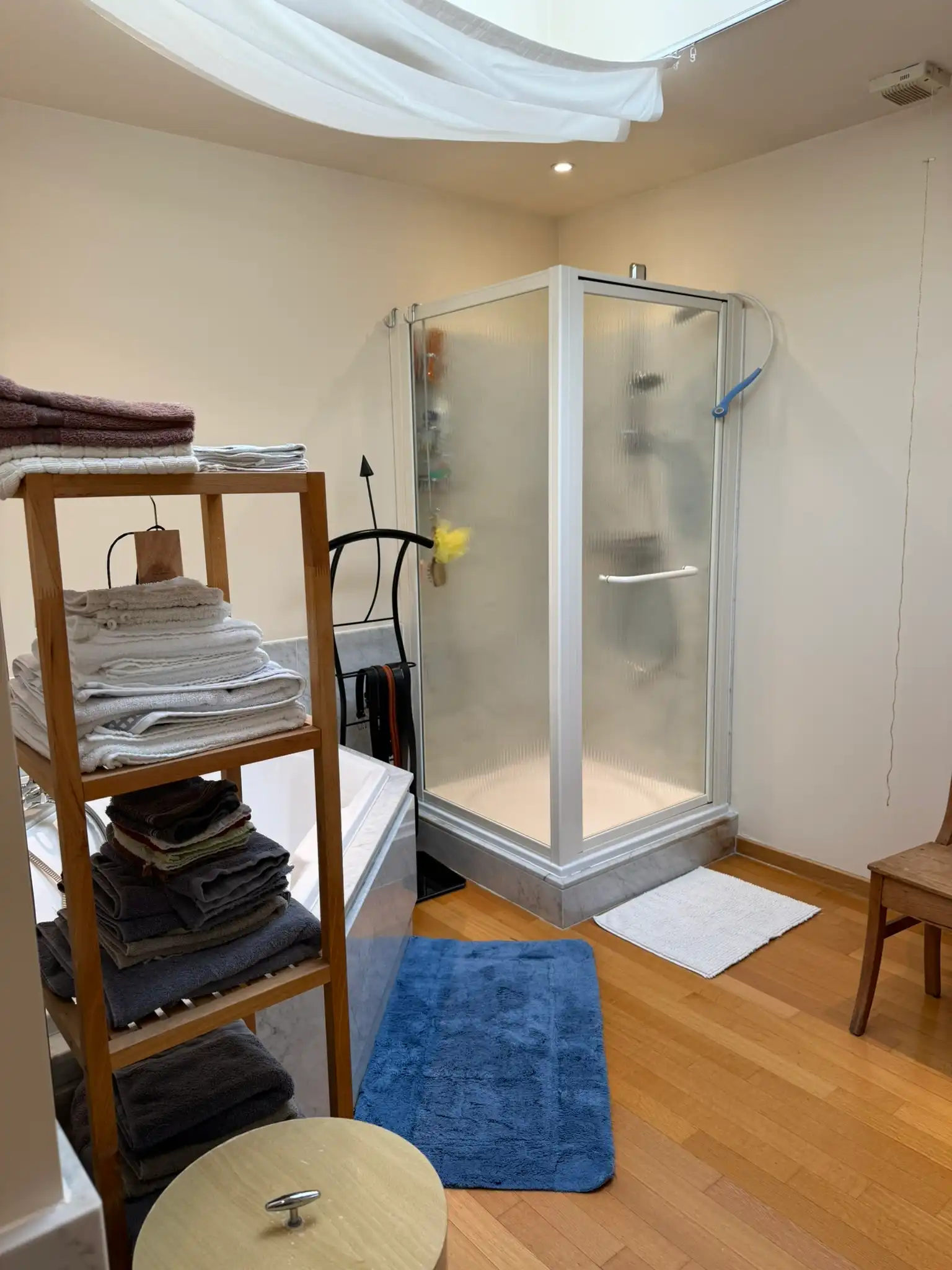 Mooie grote stadswoning te koop  foto 11