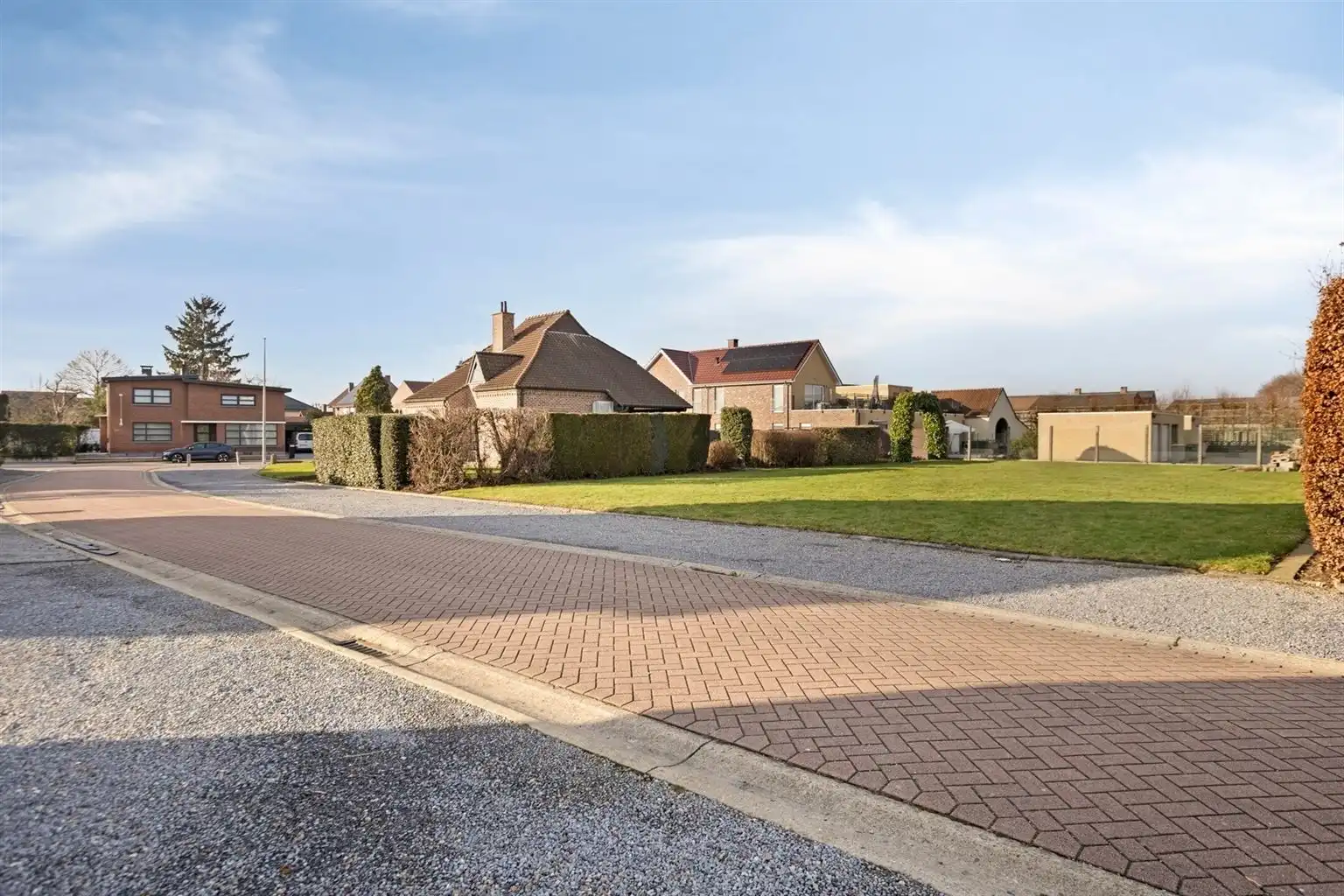 Ruime, vrijstaande woning op een perceel van 965m2 met 3 slaapkamers, inpandige garage en tuin, rustig doch centraal gelegen in Oud-Dilsen. foto 35