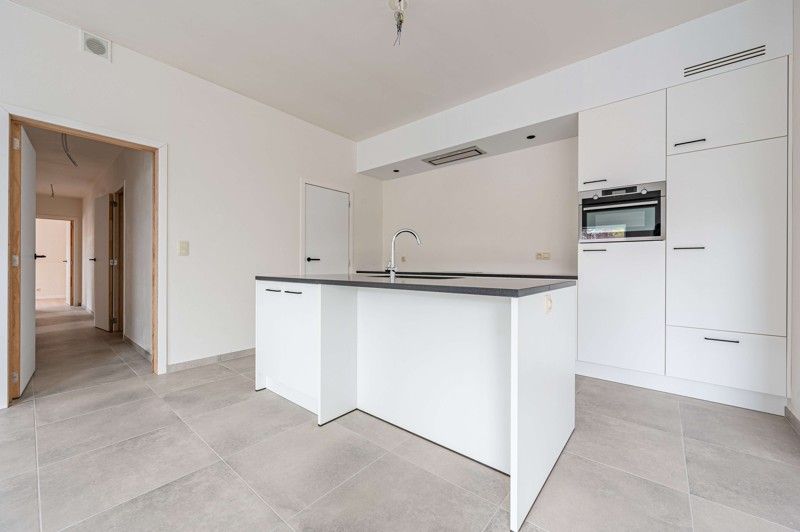 Prachtig 2 slaapkamer appartement TE KOOP in hartje Sint-Baafs-Vijve! (*6% BTW aankoop mogelijk) foto 9