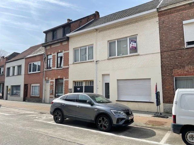 Gezellige te renoveren stadswoning met 4 slaapkamers, tuin en garage. foto 18