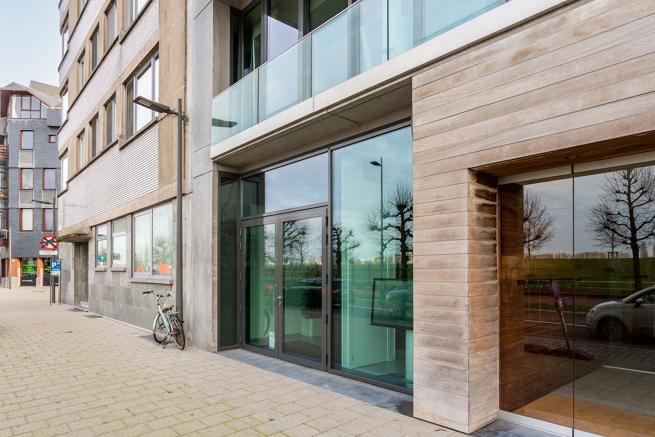 polyvalente handelsruimte in Hoopnatie aan Cockerillkaai foto 3