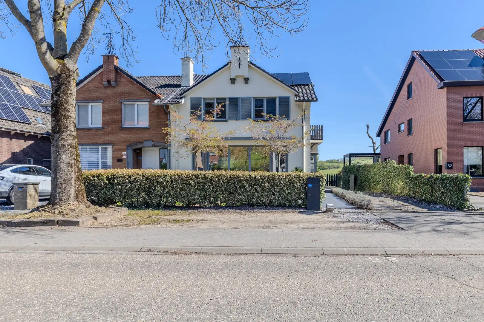 GEZELLIGE WONING MET 3 SLPKS IN KANNE TE KOOP! foto 2