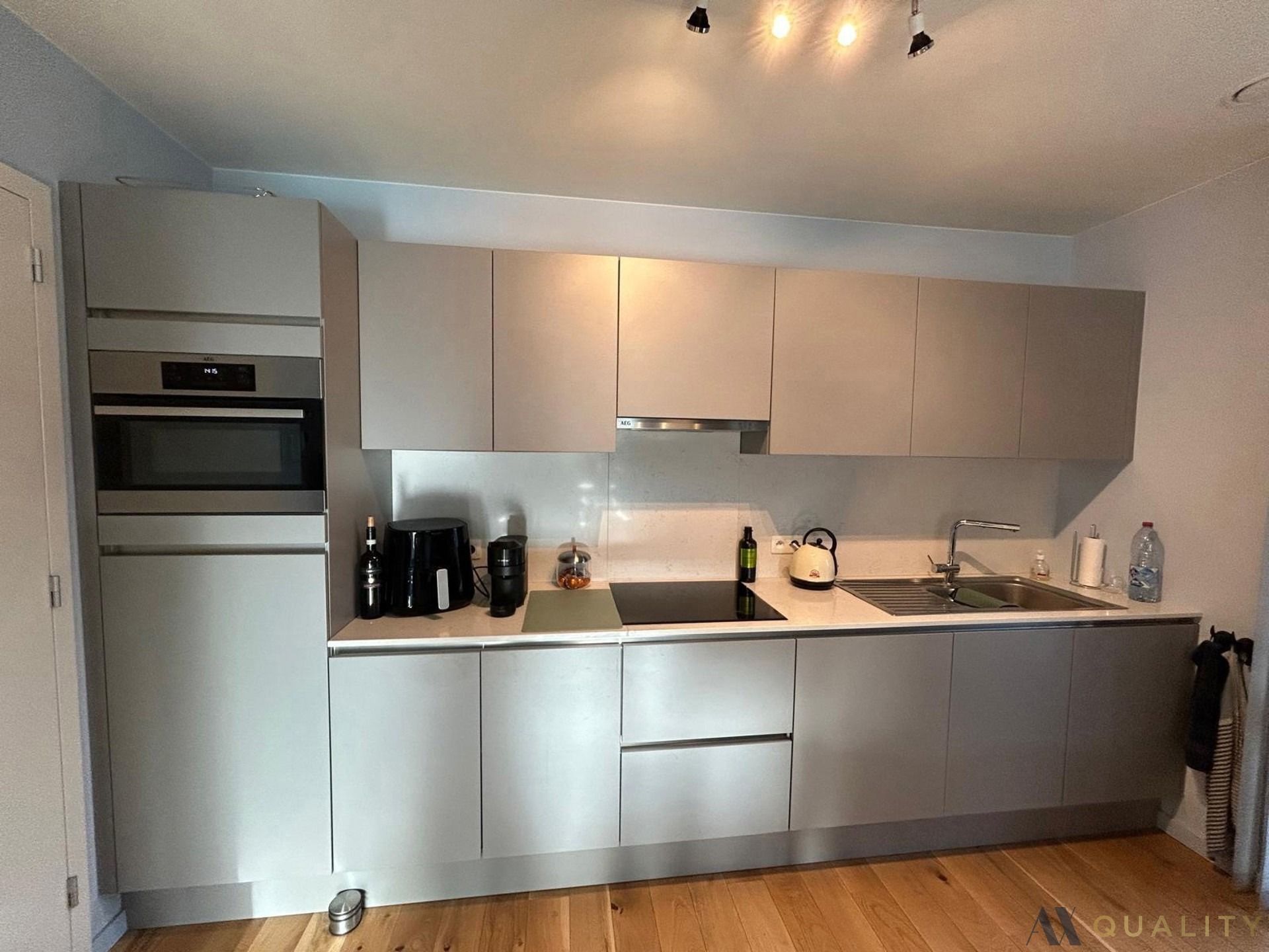 Recent appartement op de eerste verdieping foto 4