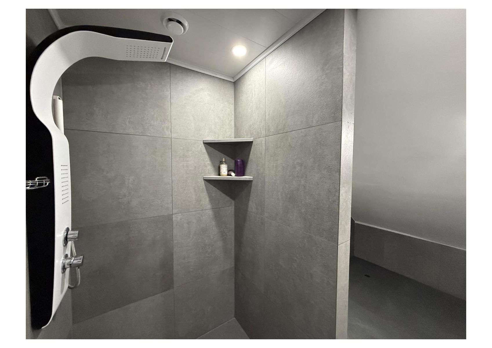 Ruime, instapklare (handels)woning in hartje Temse foto 7