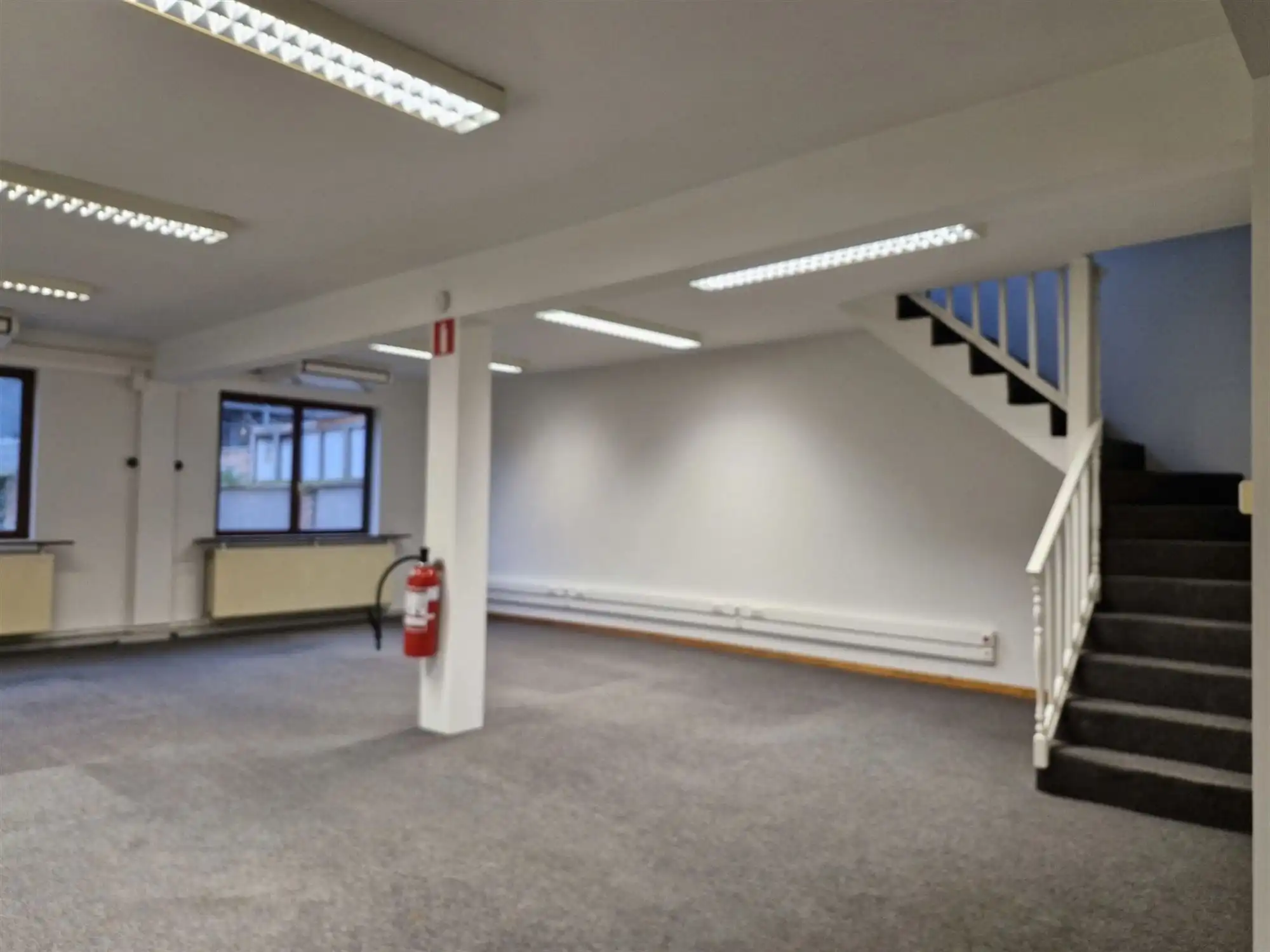 Kantoorruimte te huur in Mechelen! foto 2