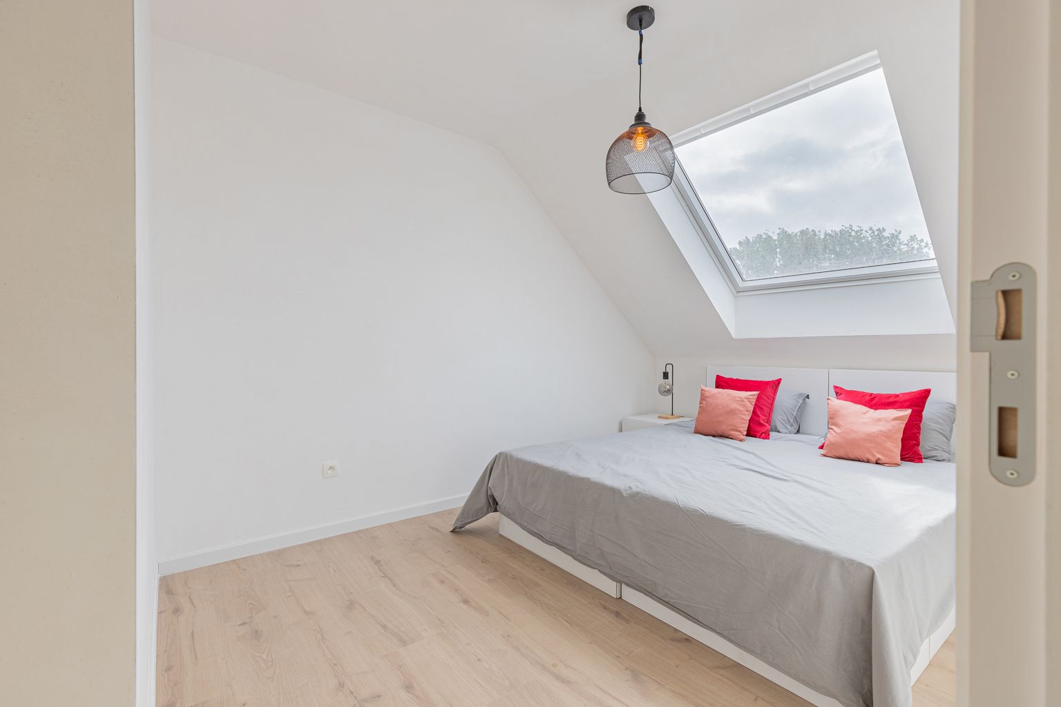 Nieuwbouwappartement te koop in Lebbeke! foto 9