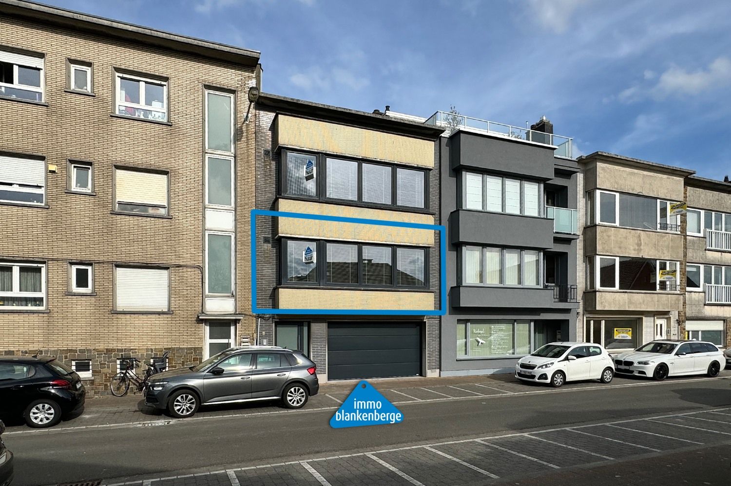 Modern Gerenoveerd Appartement met 2 Slaapkamers foto 19