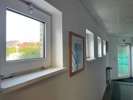 Centraal en rustig gelegen praktijk-/kantoorruimte foto 4