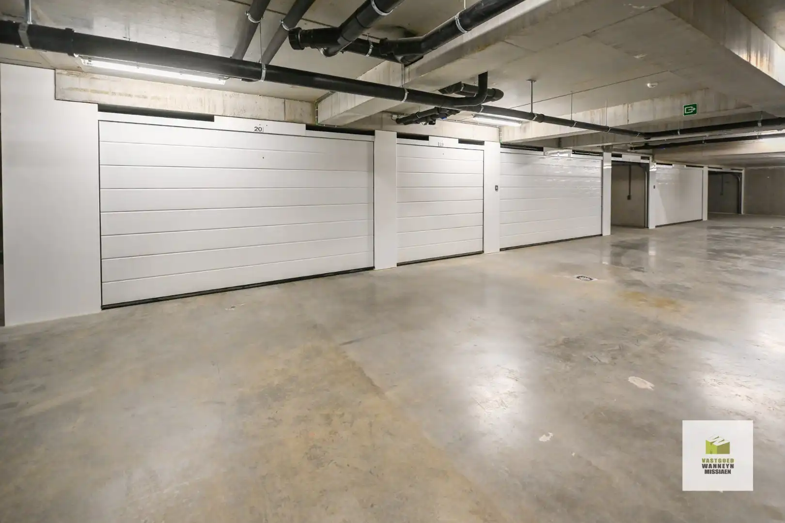 Ruim en luxueus 3-slpk appartement met 24m2 terras met zicht op het gemeentehuis foto 15