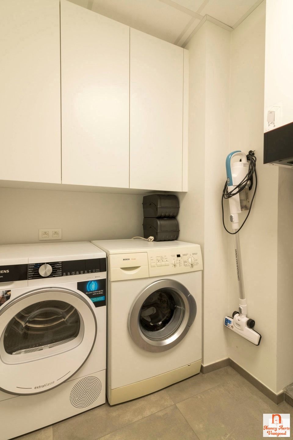 Ruimtelijk wonen met verfijnde afwerking in hartje Koersel foto 25