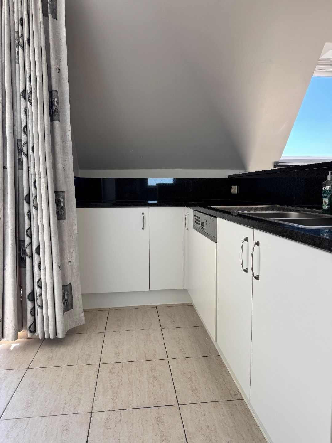 Appartement met 3 slaapkamers en garage te Houthulst  foto 13