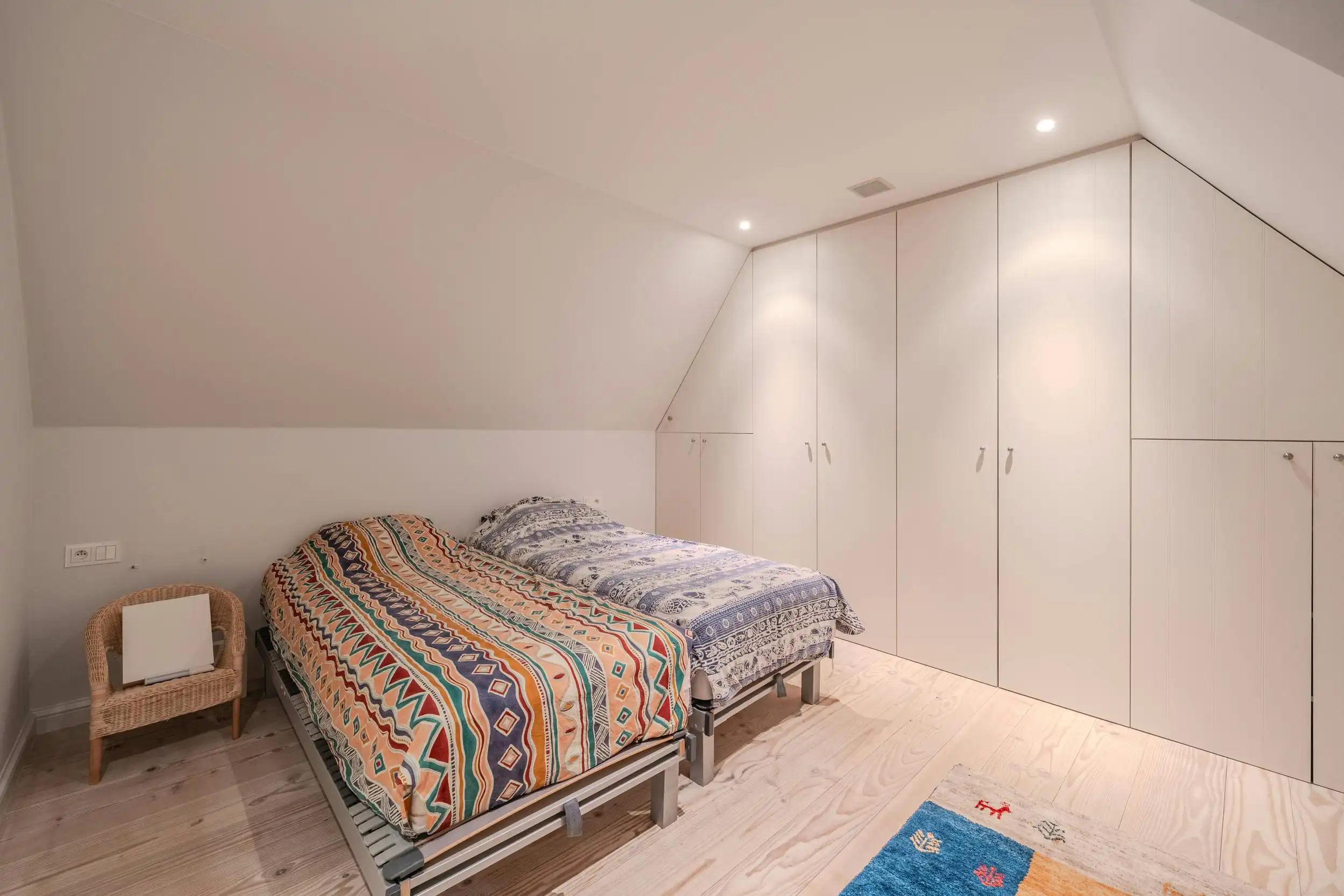 Karakteristieke villa met vier slaapkamers in de Simli wijk foto 10