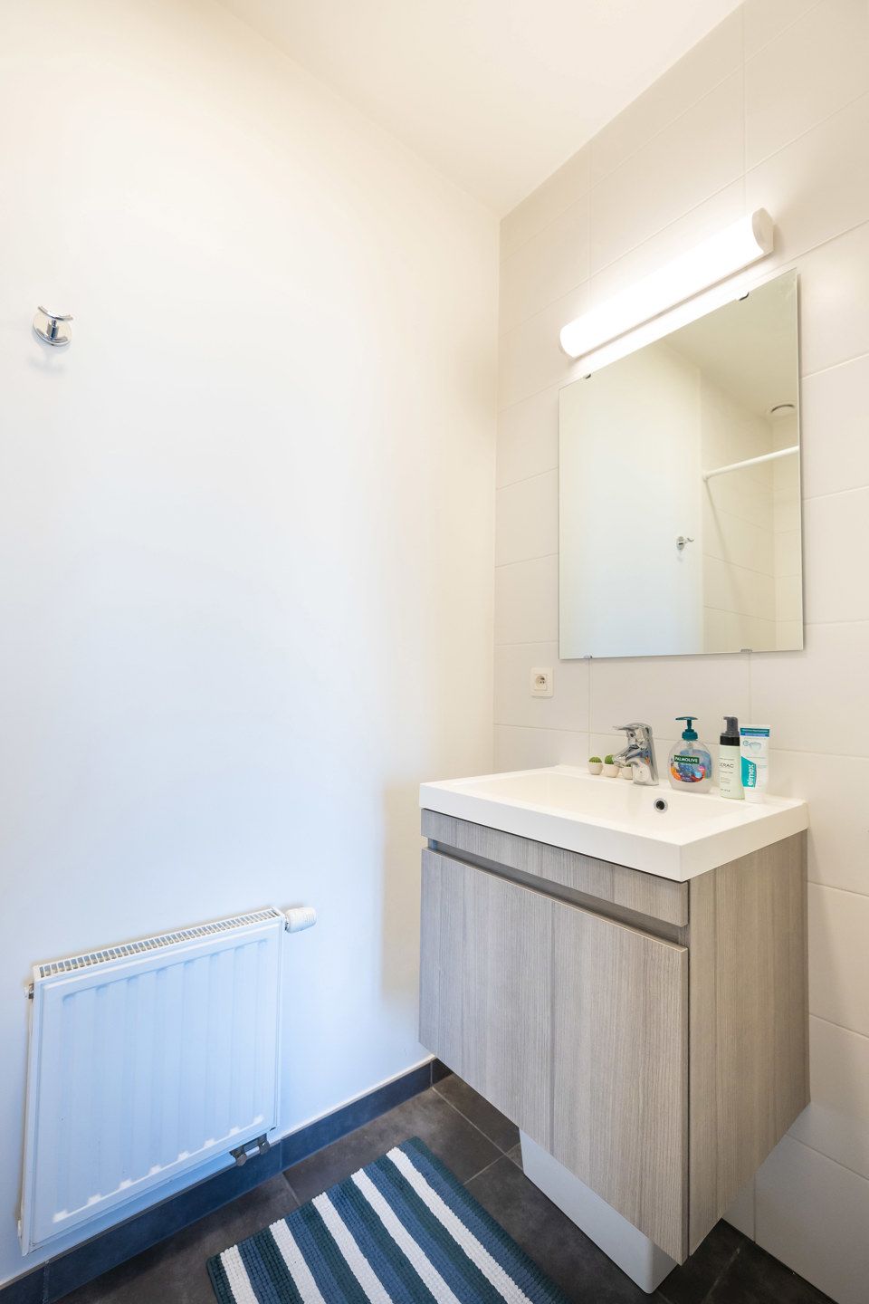 NATO - Appartement met 2 slaapkamers  + P foto 20