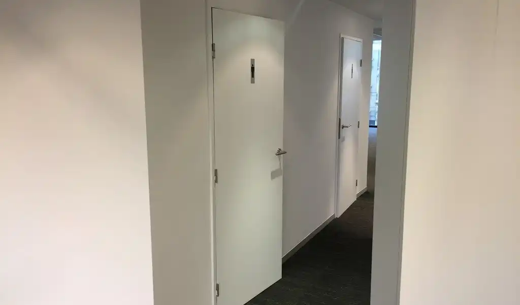 Trendy kantoor te huur in Starbuilding te Antwerpen foto 12