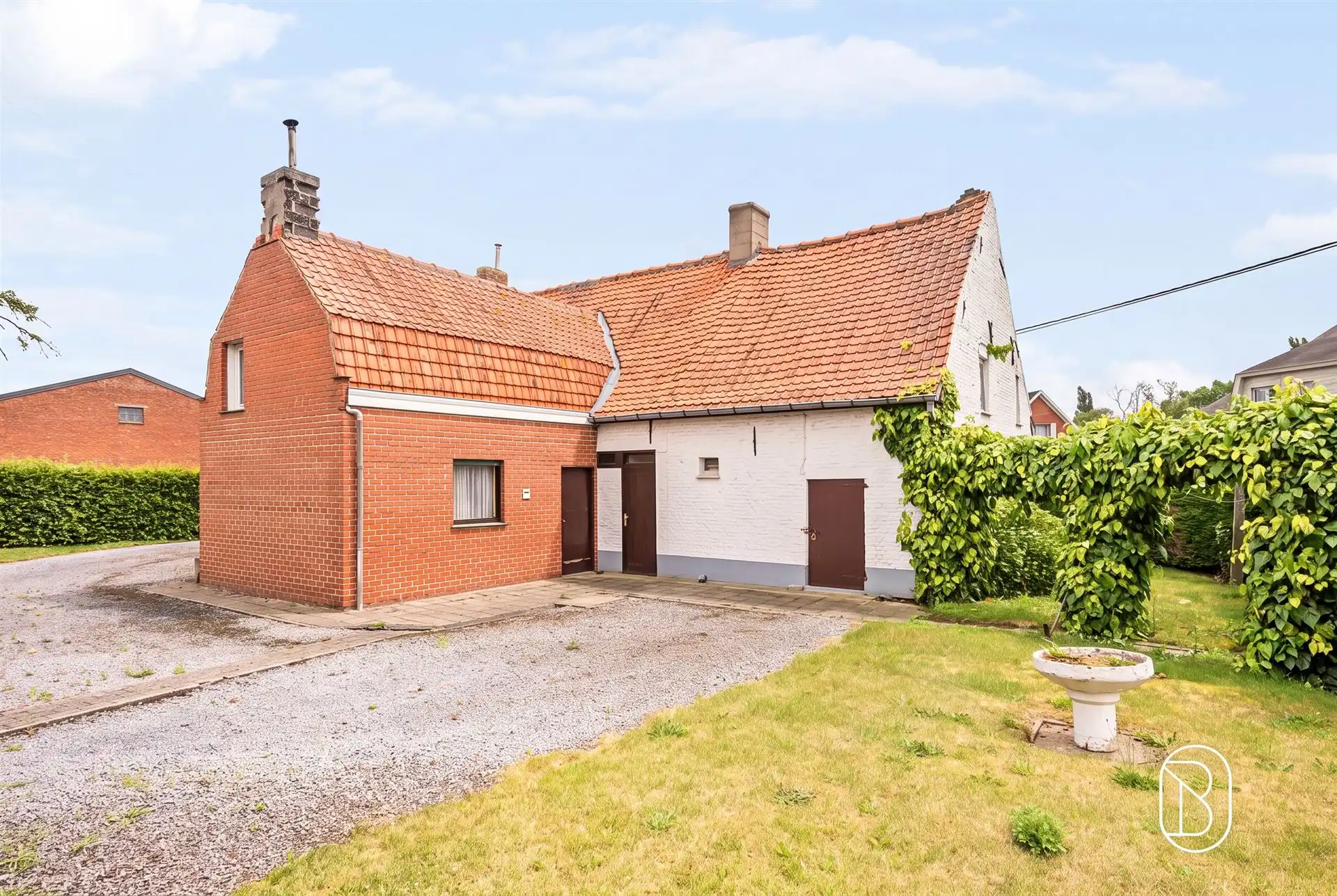 Prachtig gelegen af te breken woning op 5800m2 foto 5