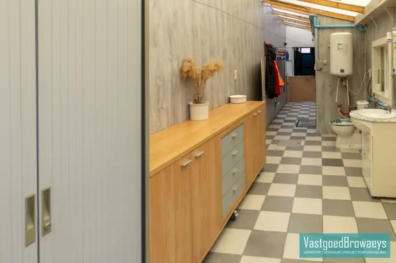 Ideale starterswoning met ruime aangename tuin foto 10