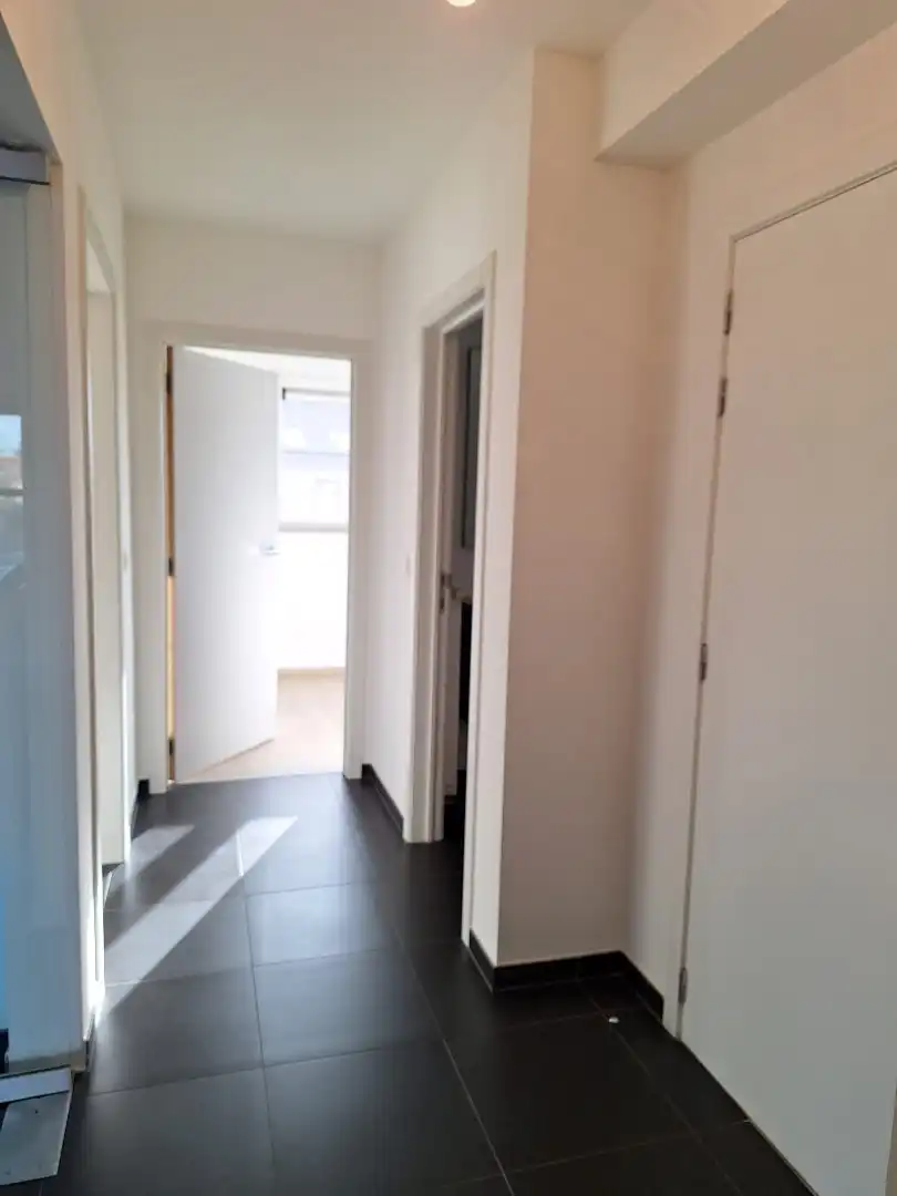 Modern appartement net buiten het centrum van BERINGEN foto 3