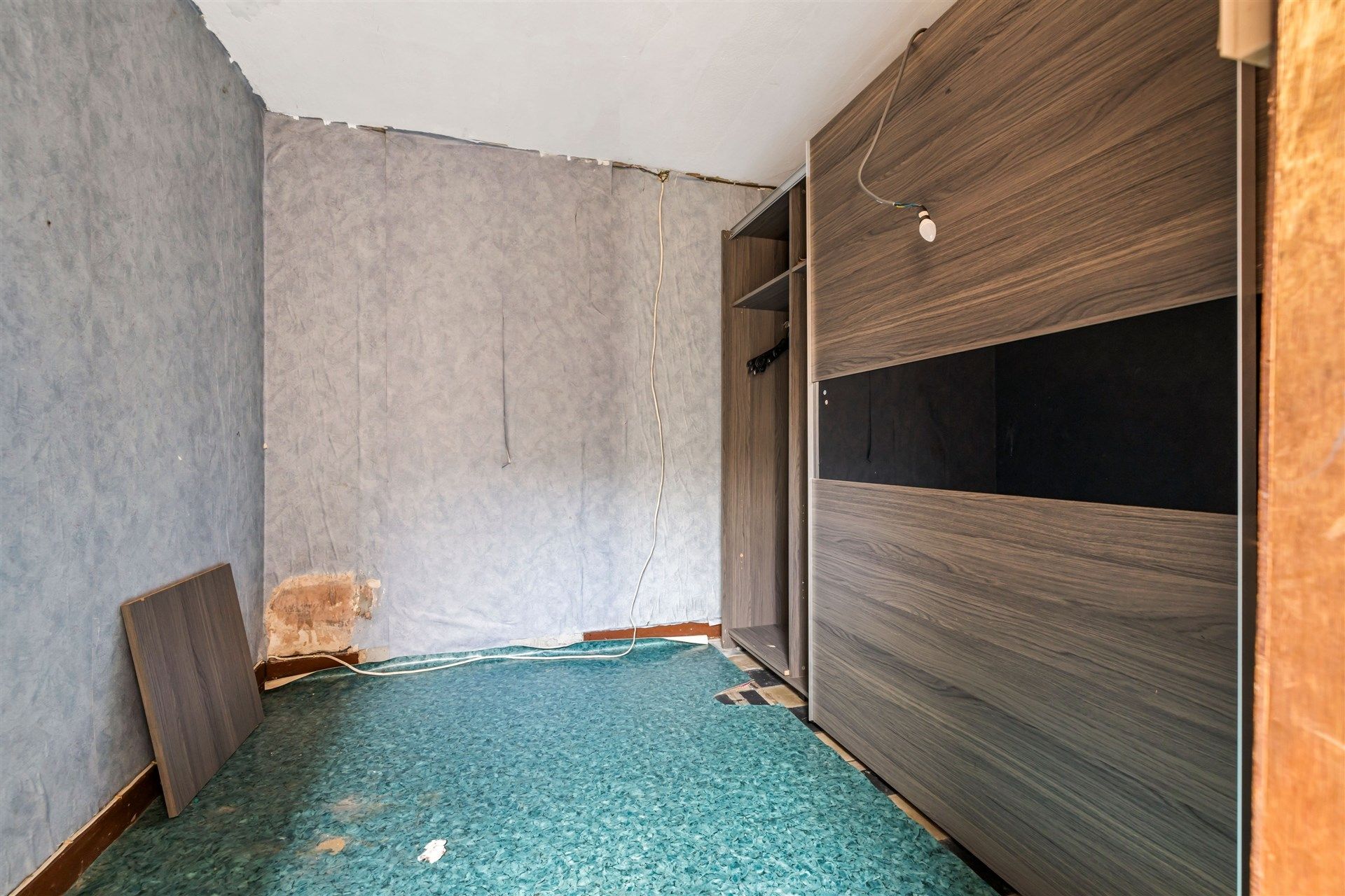 Te renoveren gesloten bebouwing in het centrum van Sint-Gillis-Waas foto 11