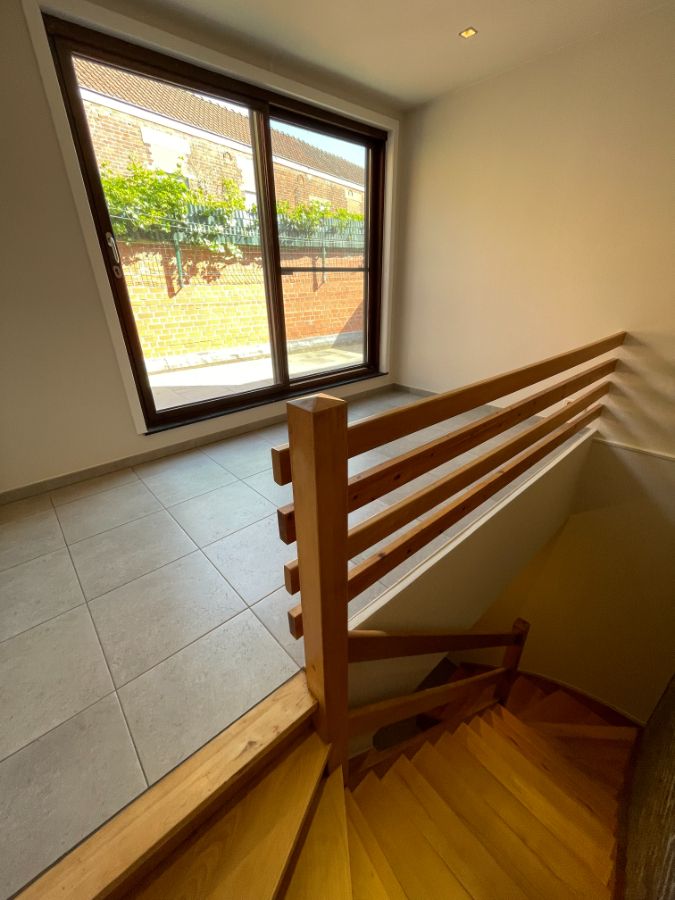 Ruim duplex-appartement + terrassen & garage foto 8