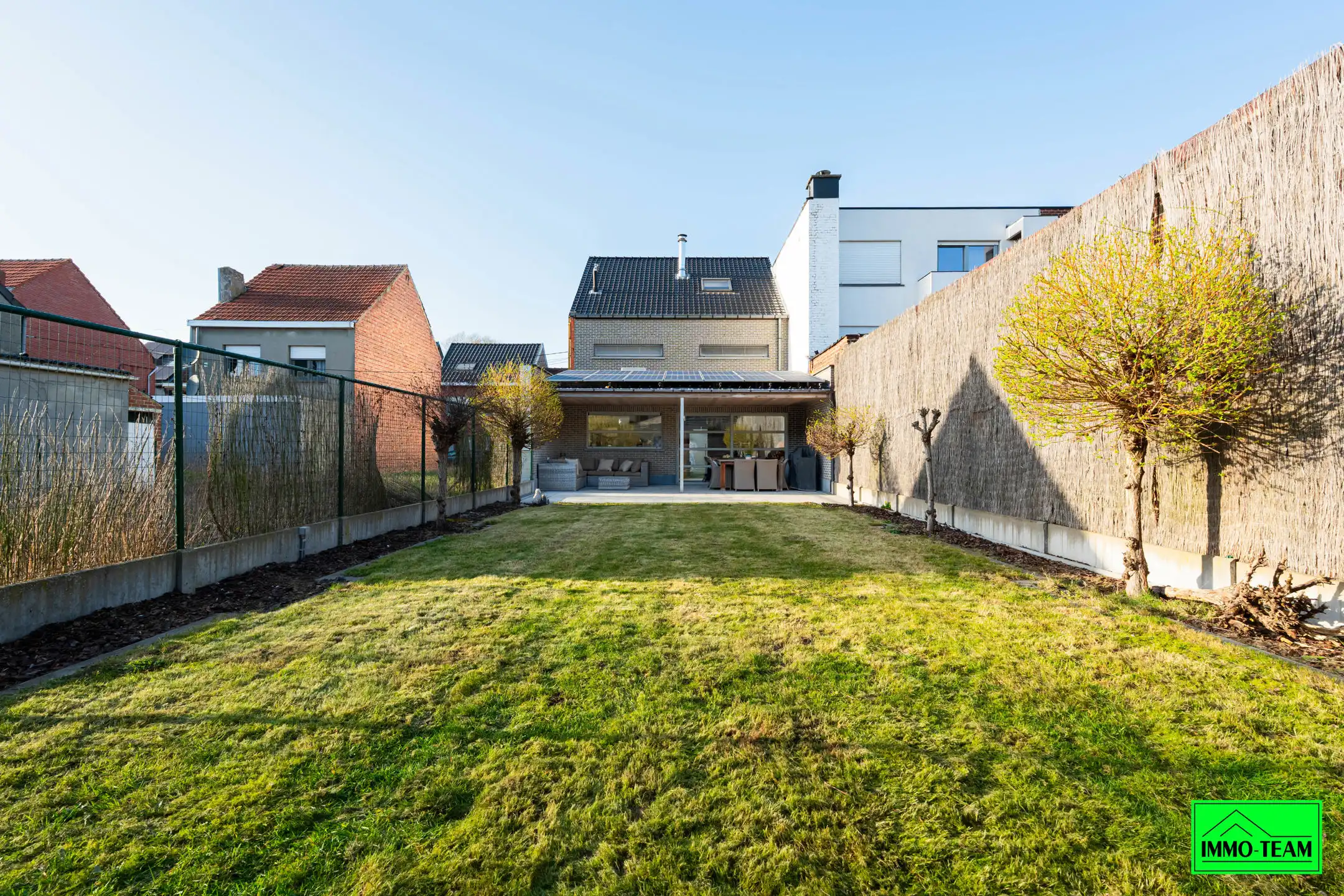 Instapklare, energiezuinige gezinswoning met tuin en garage foto 28