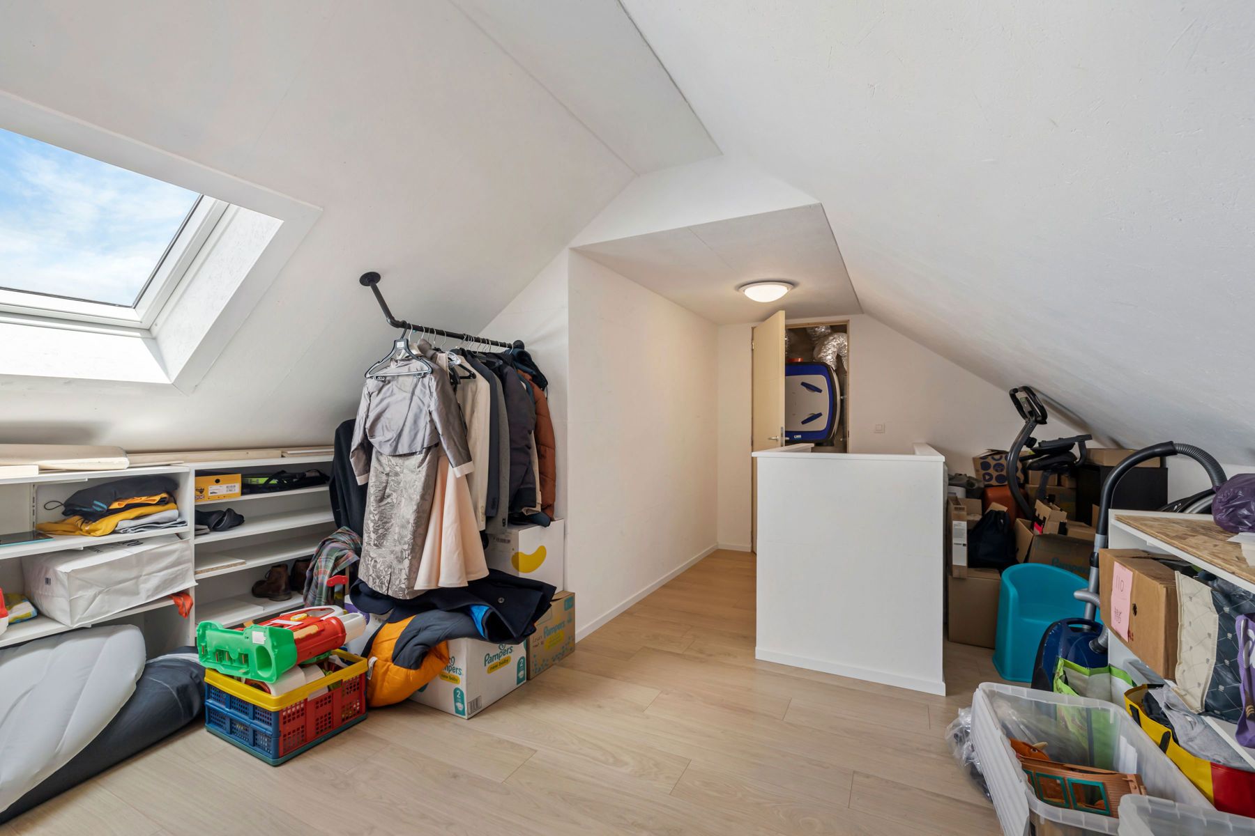 Energiezuinige woning met garage, zonnepanelen en airco foto 22