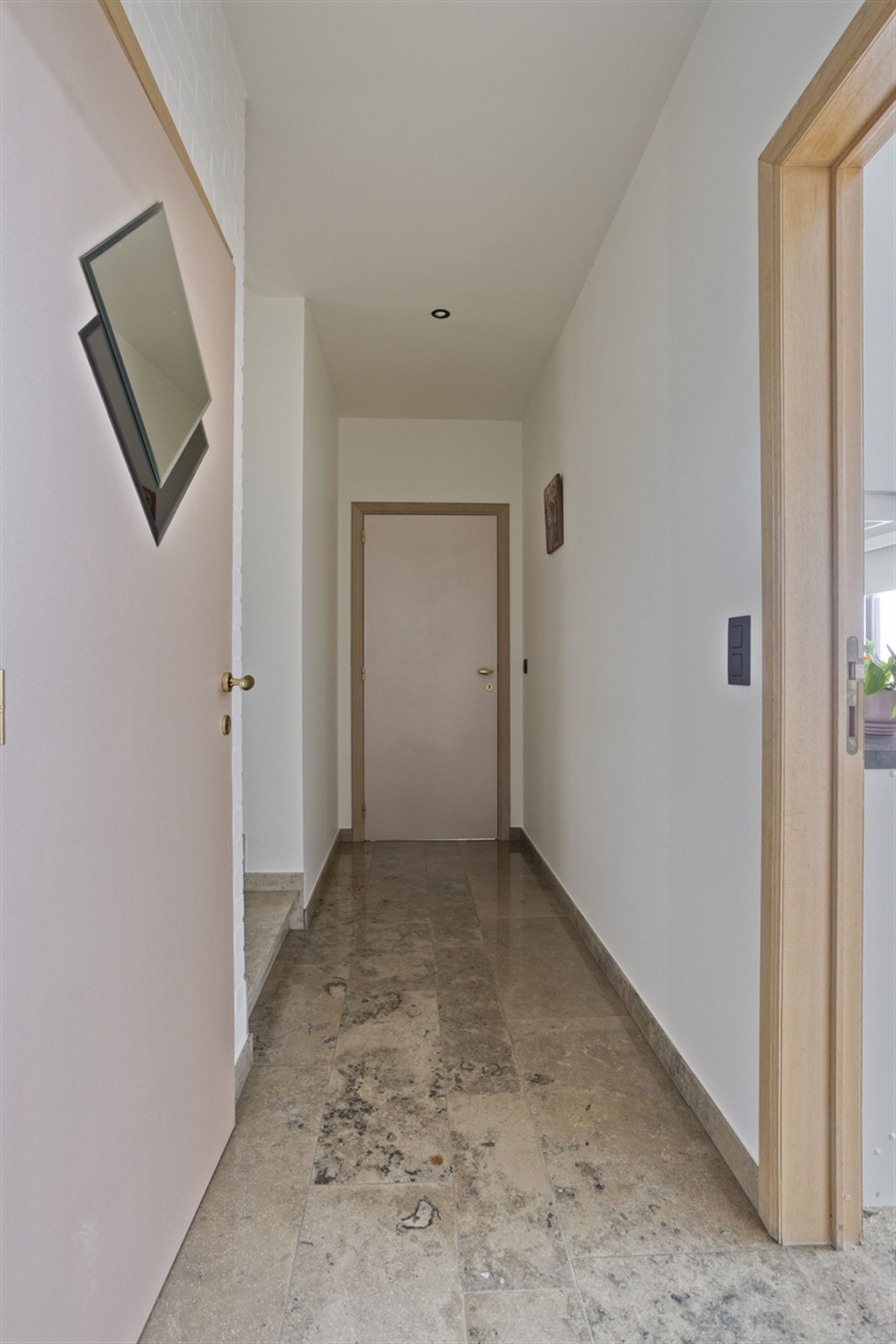 Riante Woning met 4 Slaapkamers foto 12