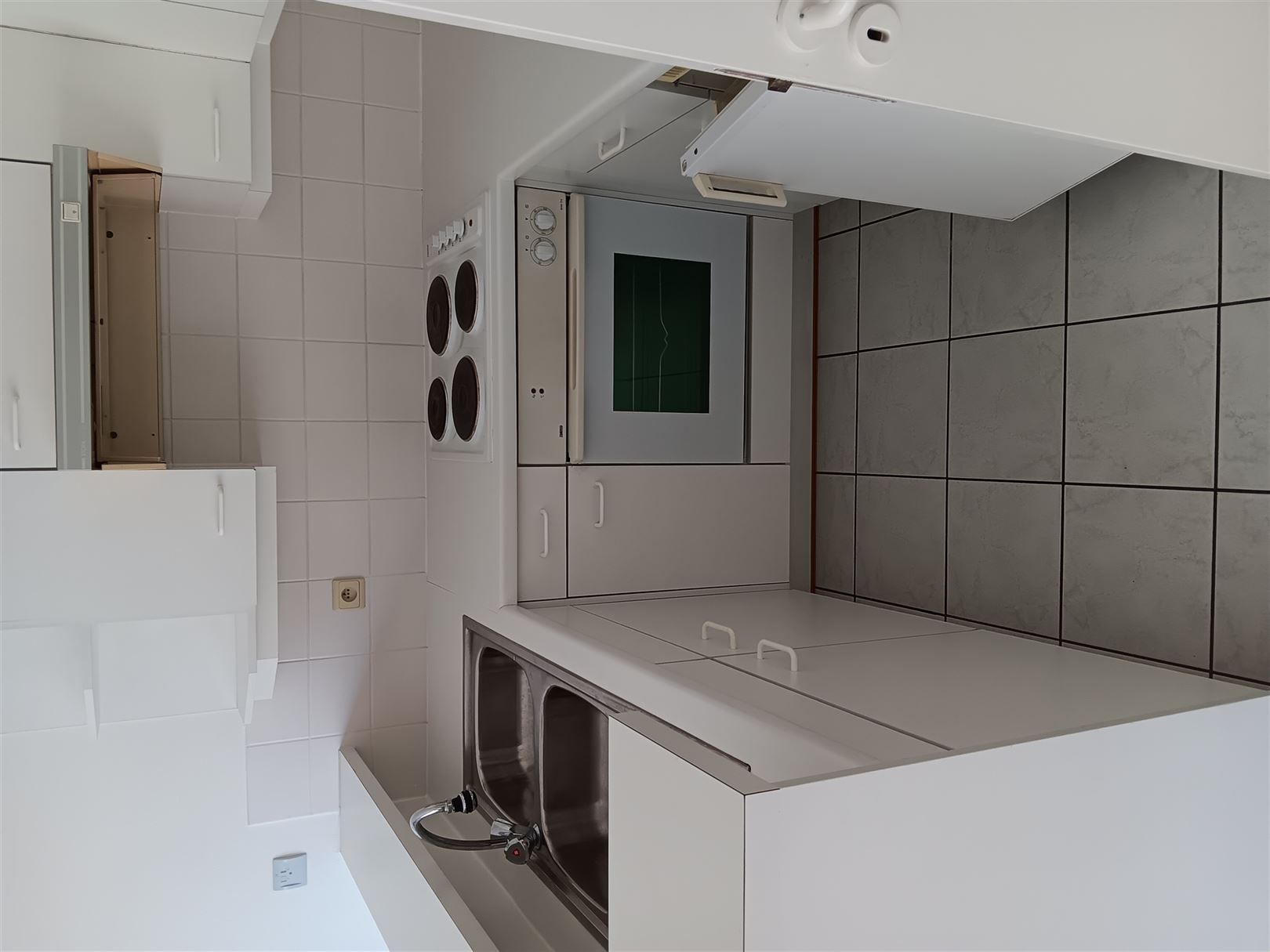 Appartement met binnen parking foto 3