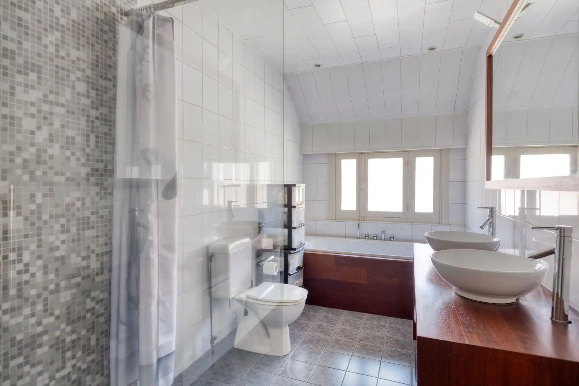 Instapklare woning met zonnige tuin! foto 11