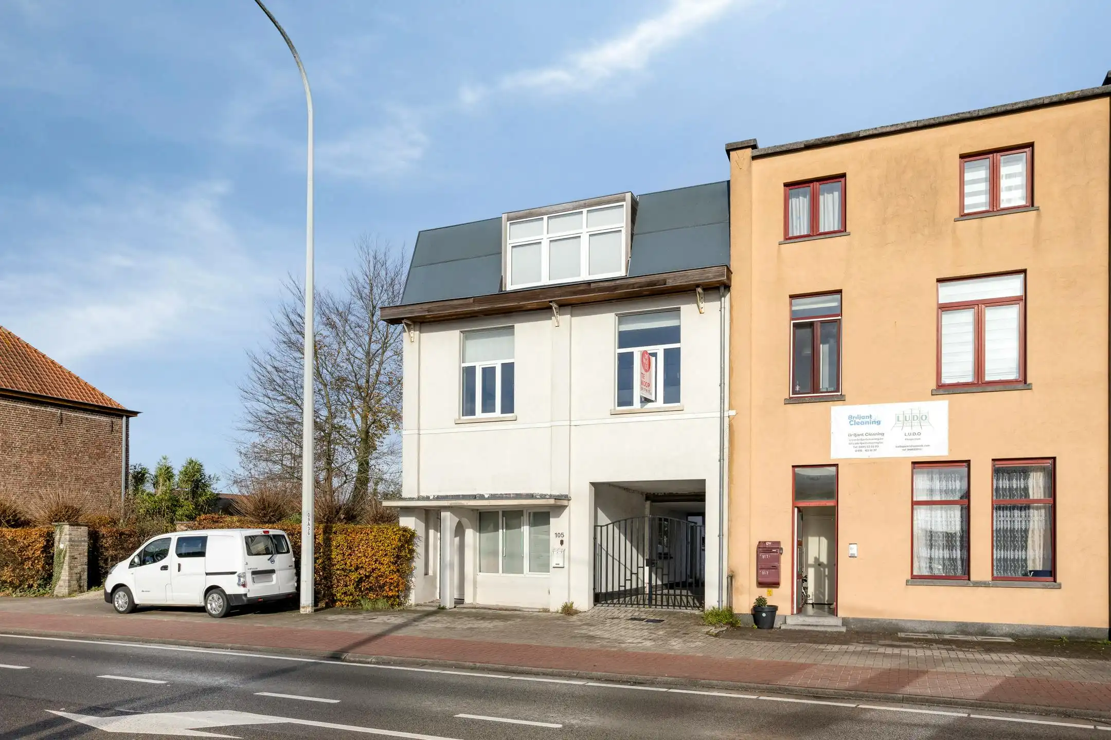 Handelspand met appartement en atelier te koop in Adegem foto 33