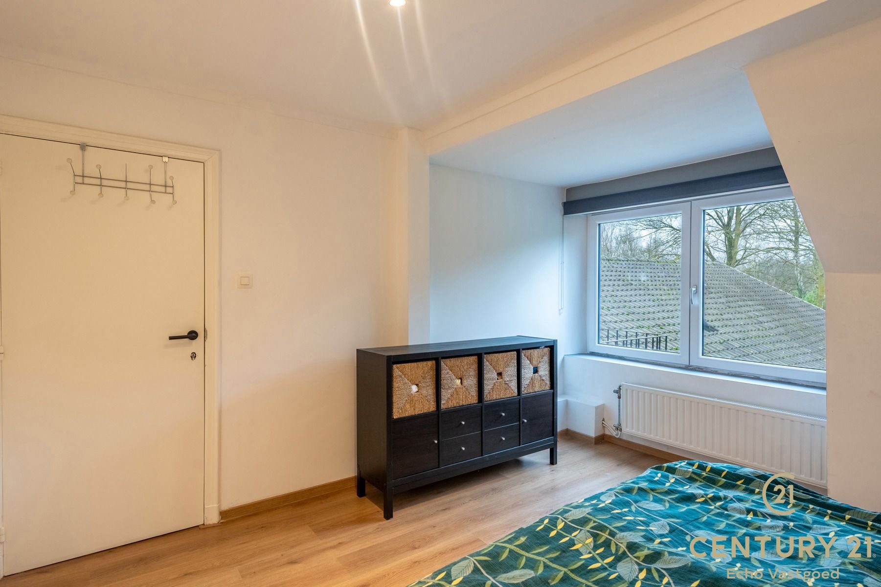 Charmante en gezellige gezinswoning met grote garage en tuin foto 22