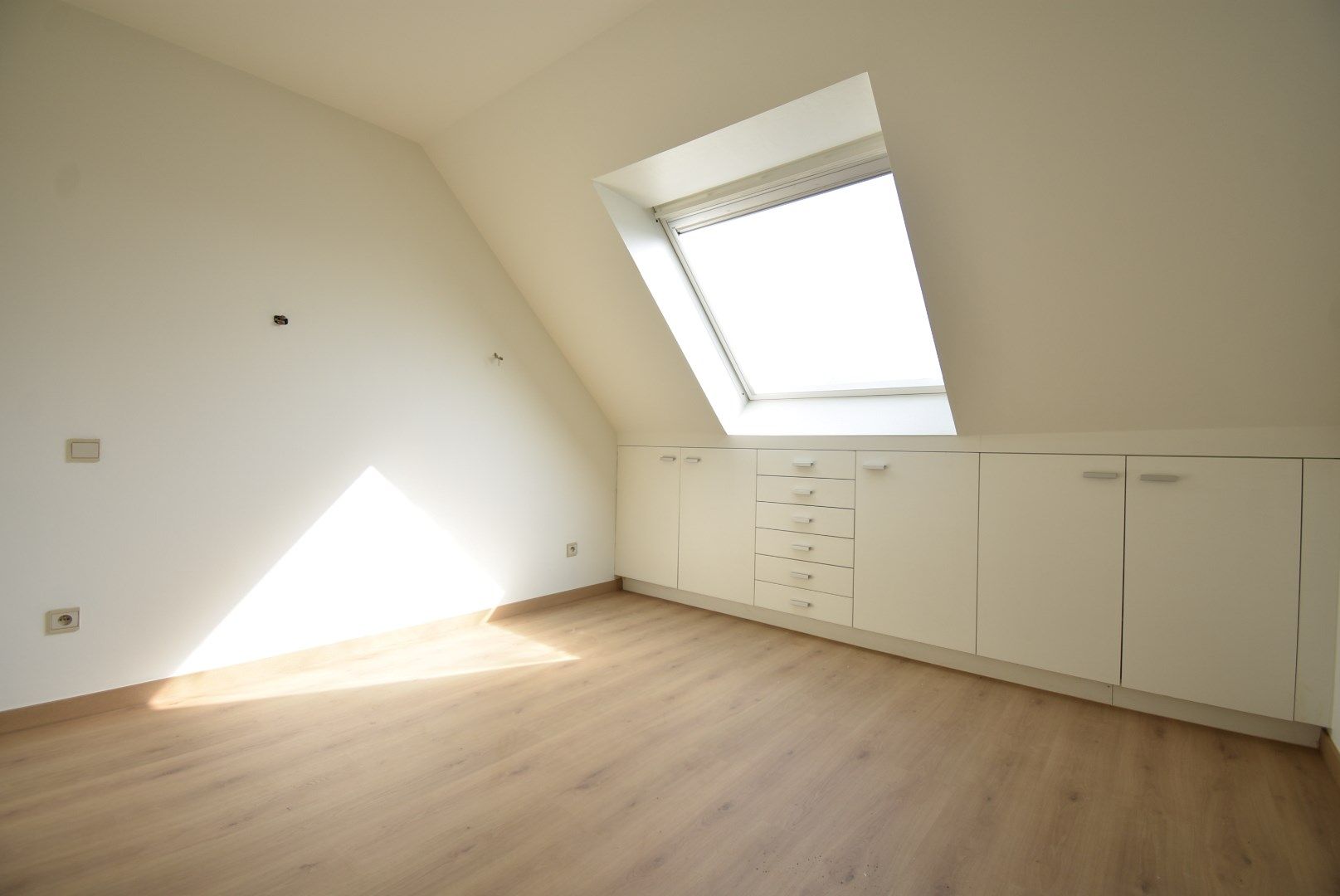 Gezellig duplex-appartementje met 1 slaapkamer nabij centrum van Bilzen foto 15