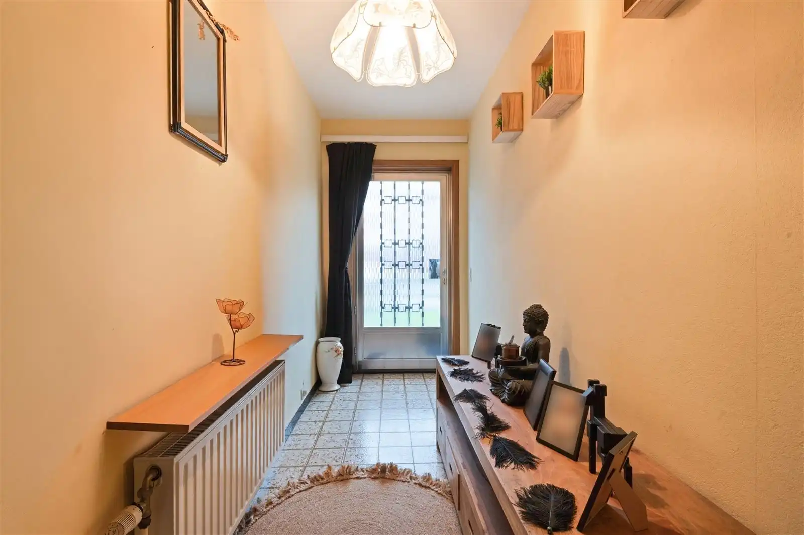 Heel ruim appartement met 2 slaapkamers en groot terras foto 4