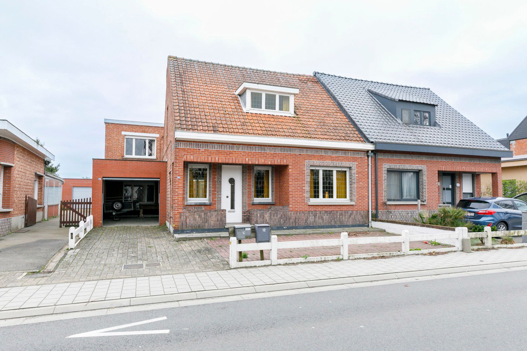 2 te renoveren woningen op 1 perceel van 720m² foto 2