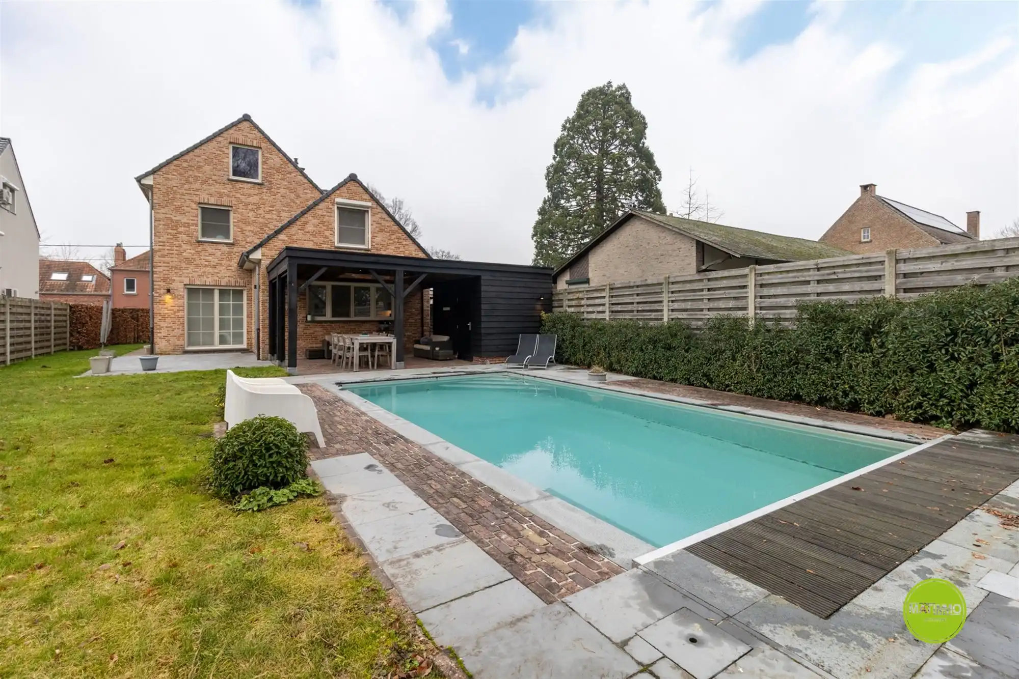 Ruime, energiezuinige gezinswoning met zwembad in Laakdal foto 2